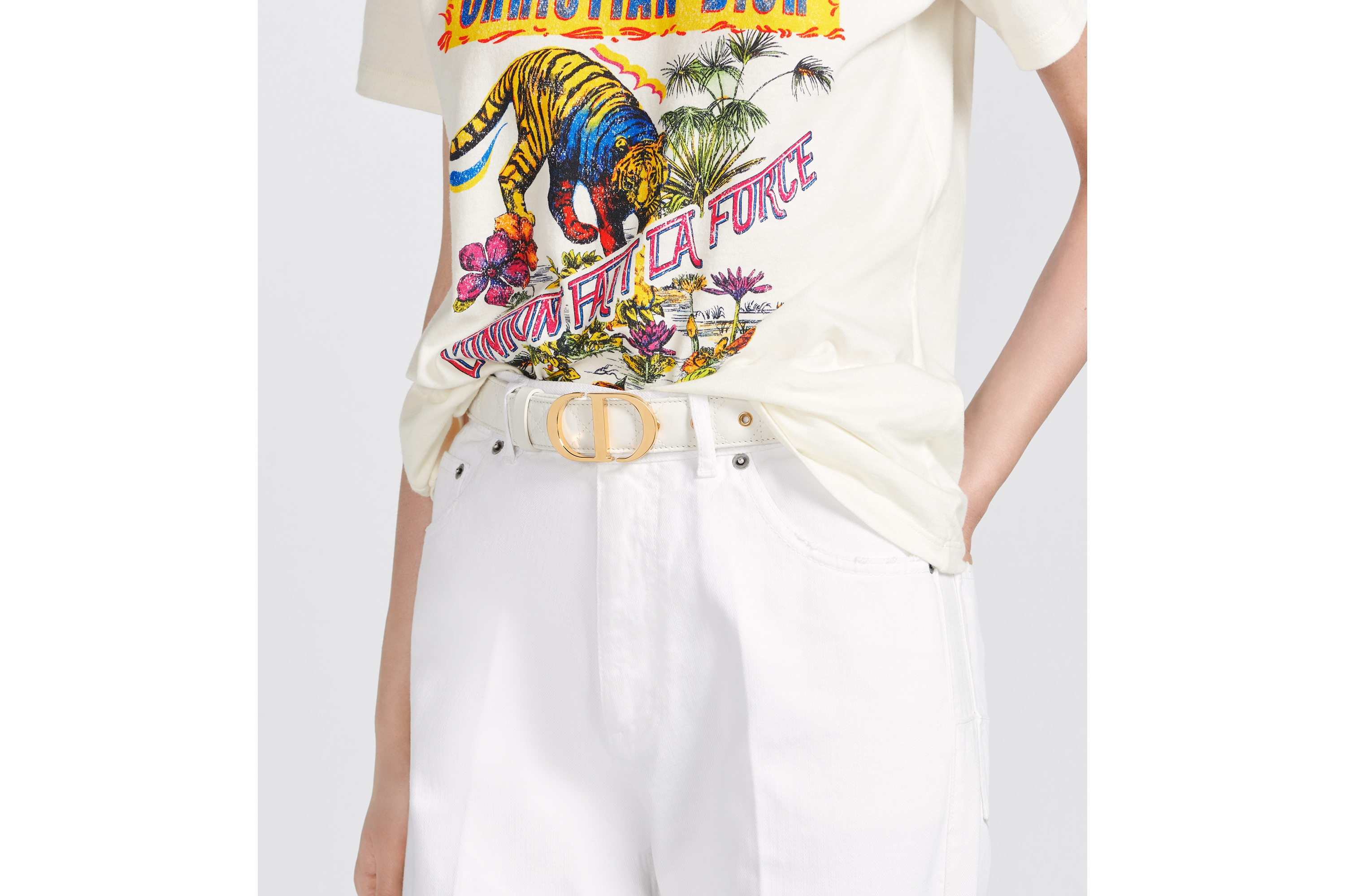 look_image_alt_prefix 30 Montaigne 腰带 30 毫米奶白色牛皮革藤格纹 E13