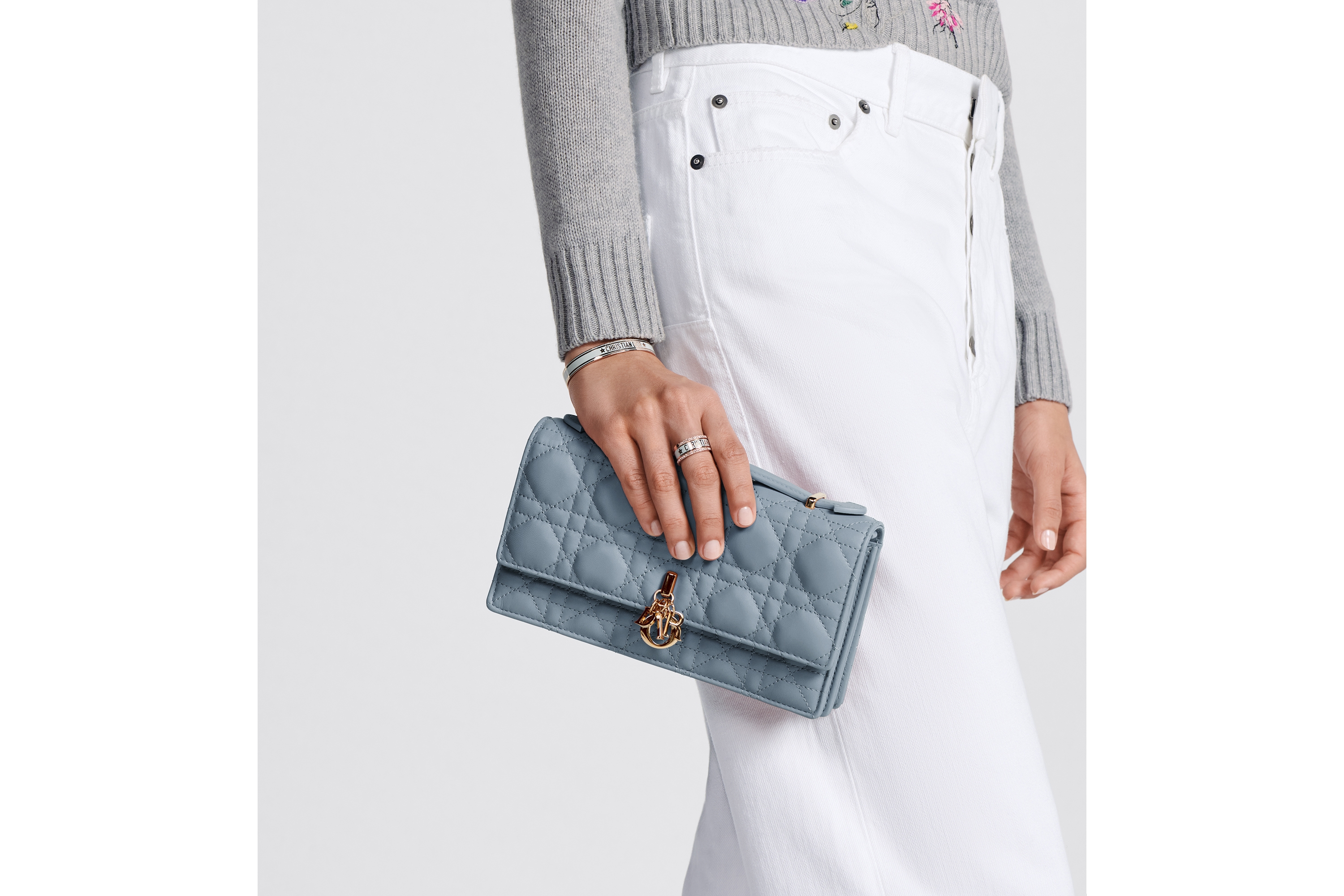 My Dior 迷你链条手袋 云雾蓝羊皮革藤格纹 E06