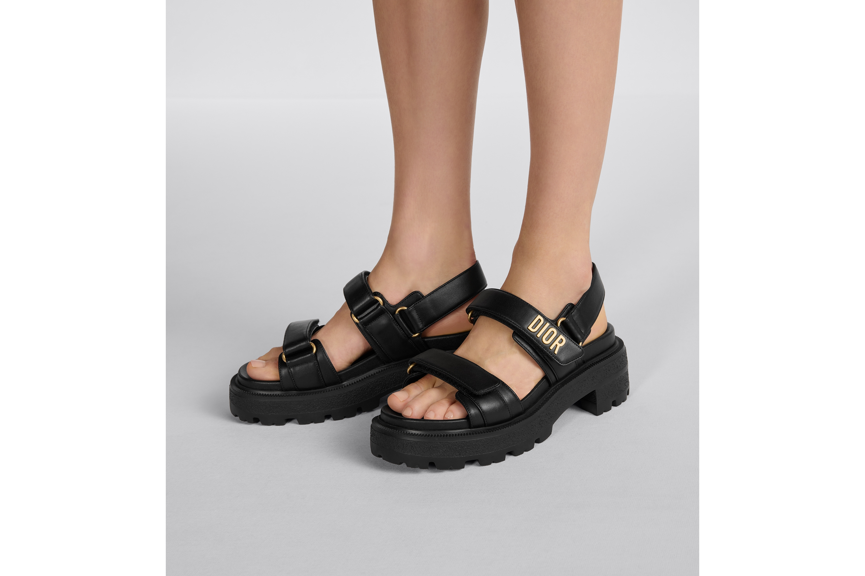 look_image_alt_prefix Dioract 厚底凉鞋 黑色羊皮革 E14