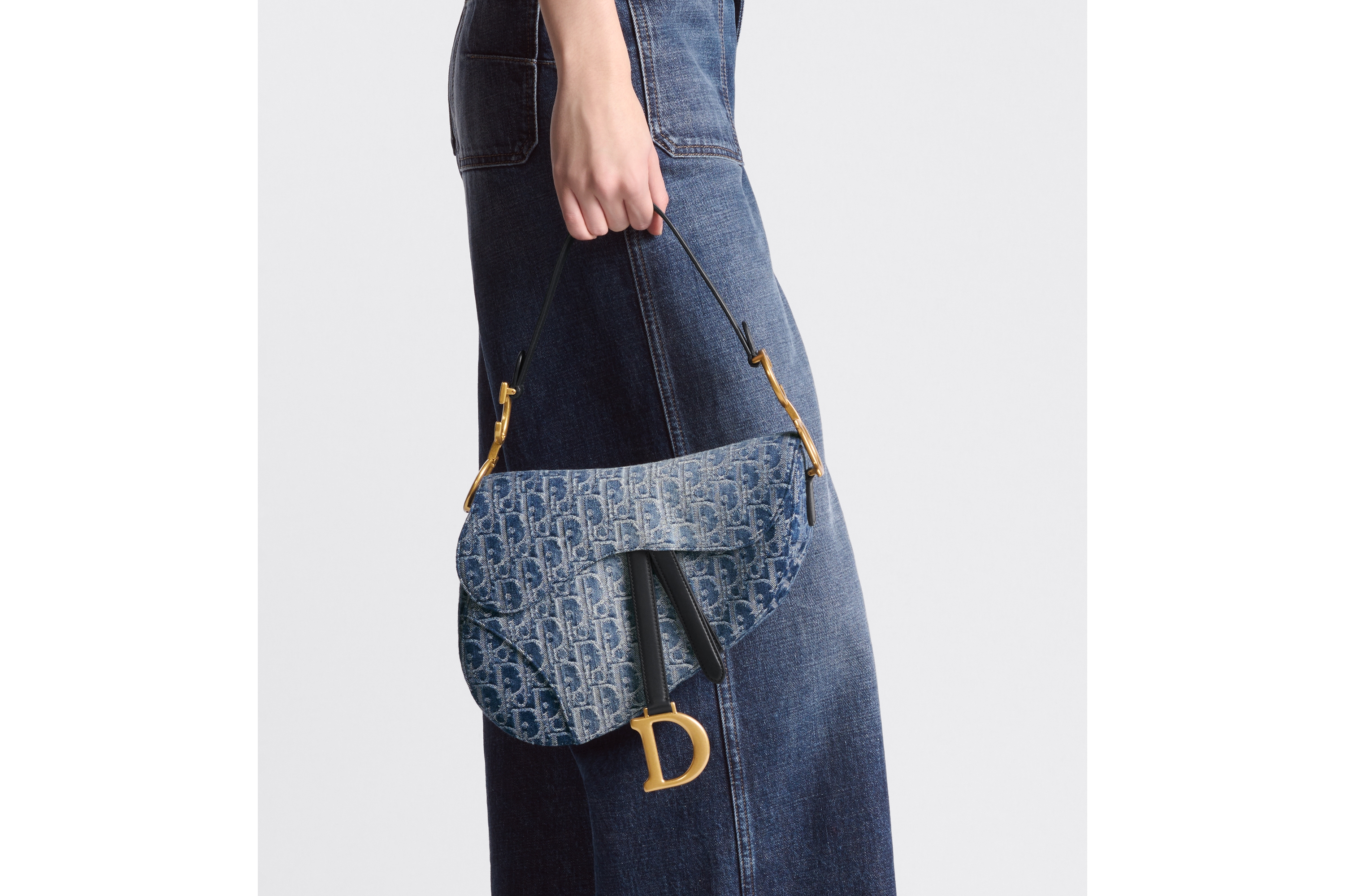 look_image_alt_prefix 马鞍包（附肩带） 蓝色 Denim Dior Oblique 提花面料 E11