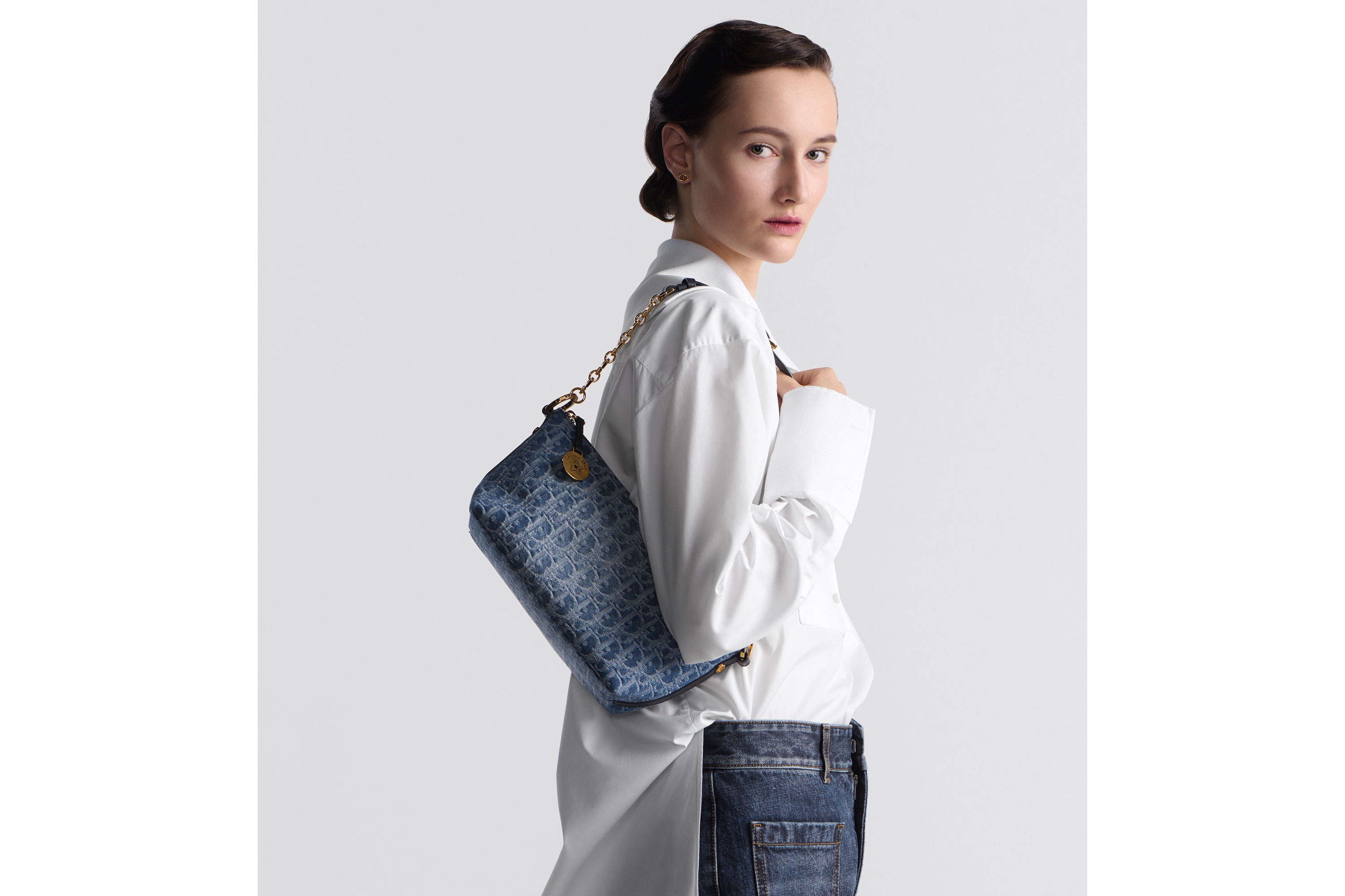 Dior手袋 Dioramour Dior Caro 心形链条手袋黑色牛皮革藤格纹心形图案| DIOR