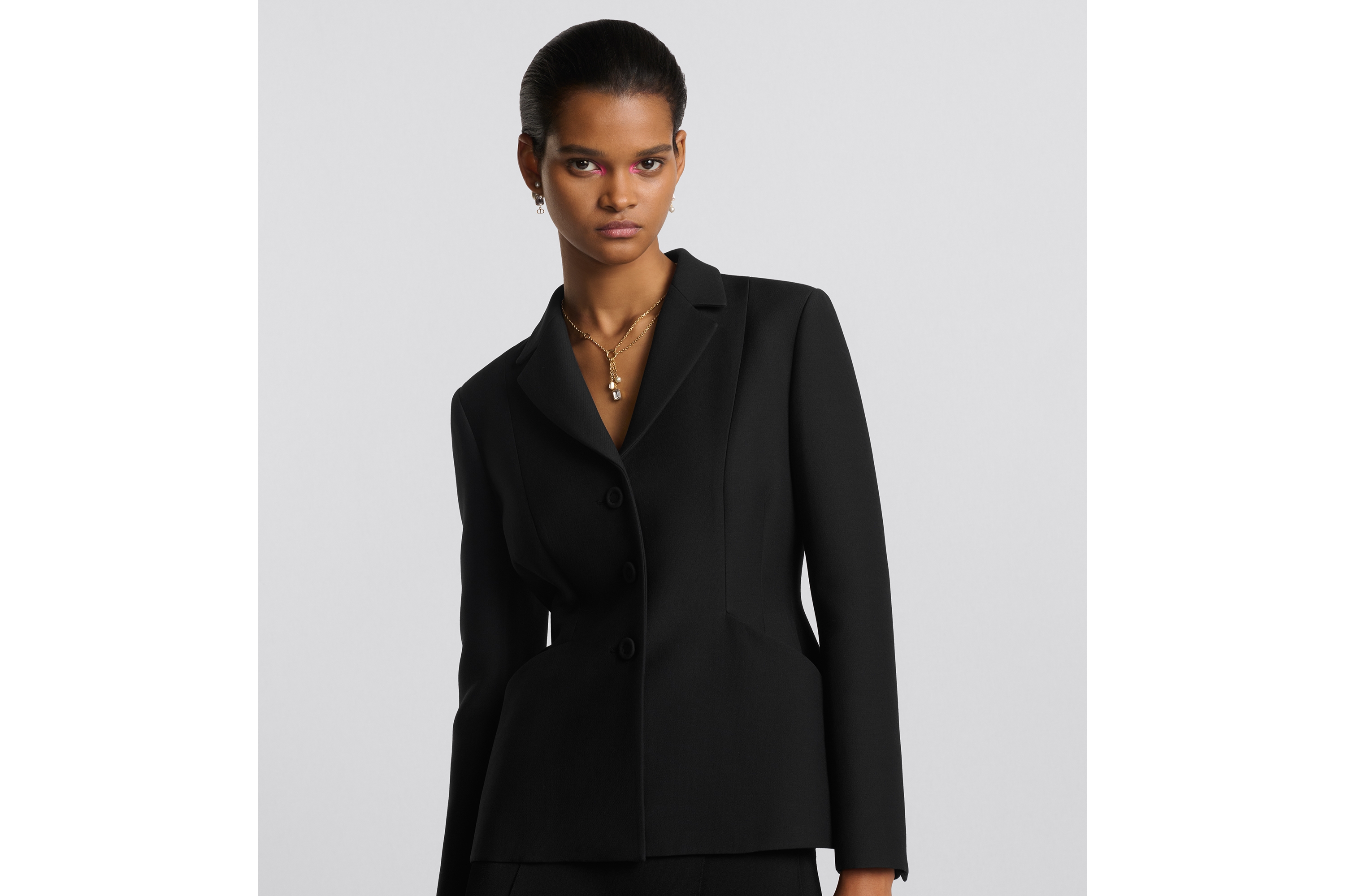 look_image_alt_prefix 30 Montaigne 单排扣经典西装外套 黑色绵羊毛混纺面料 E04