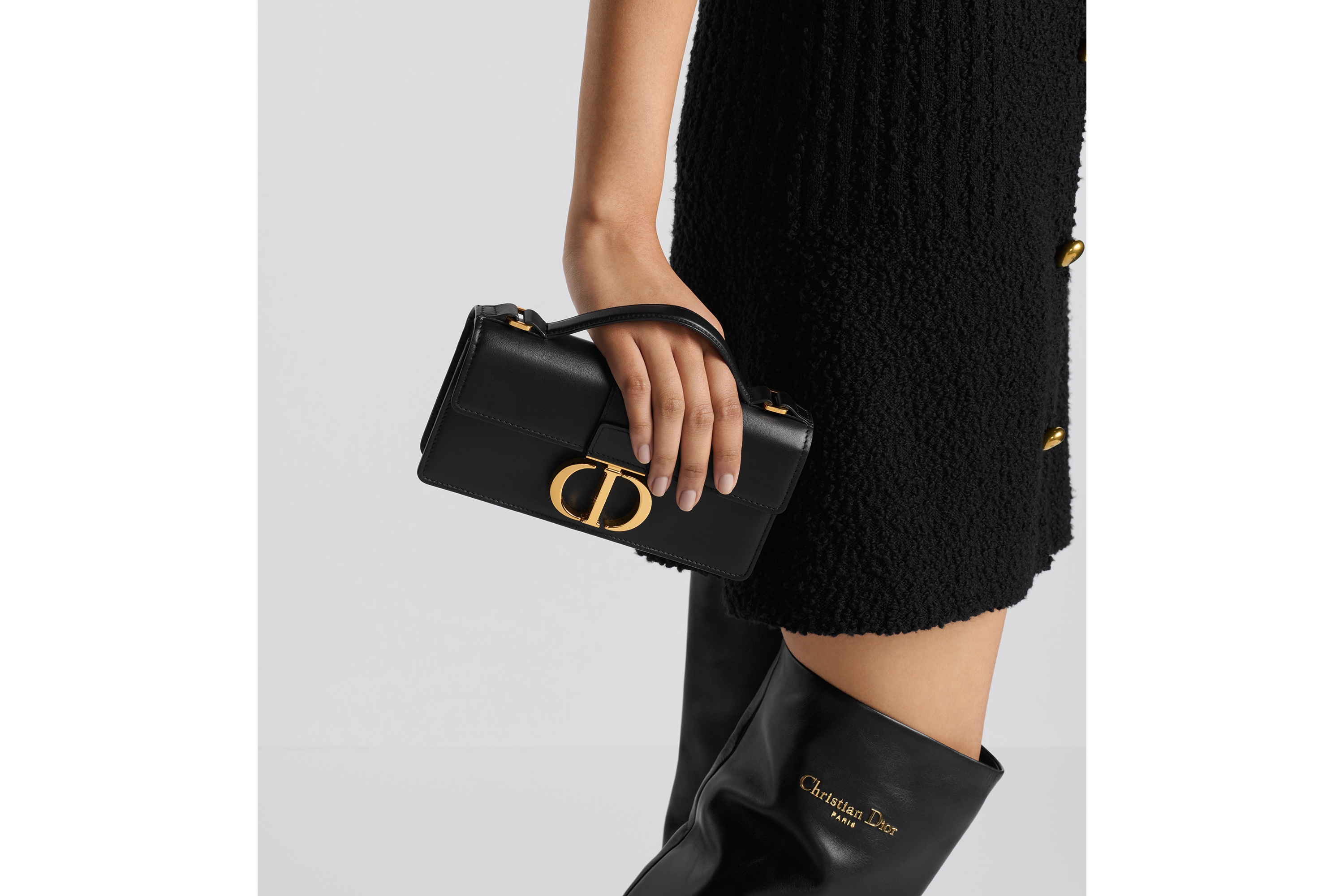 look_image_alt_prefix Miss Montaigne 迷你链条手袋 黑色光滑牛皮革 E11