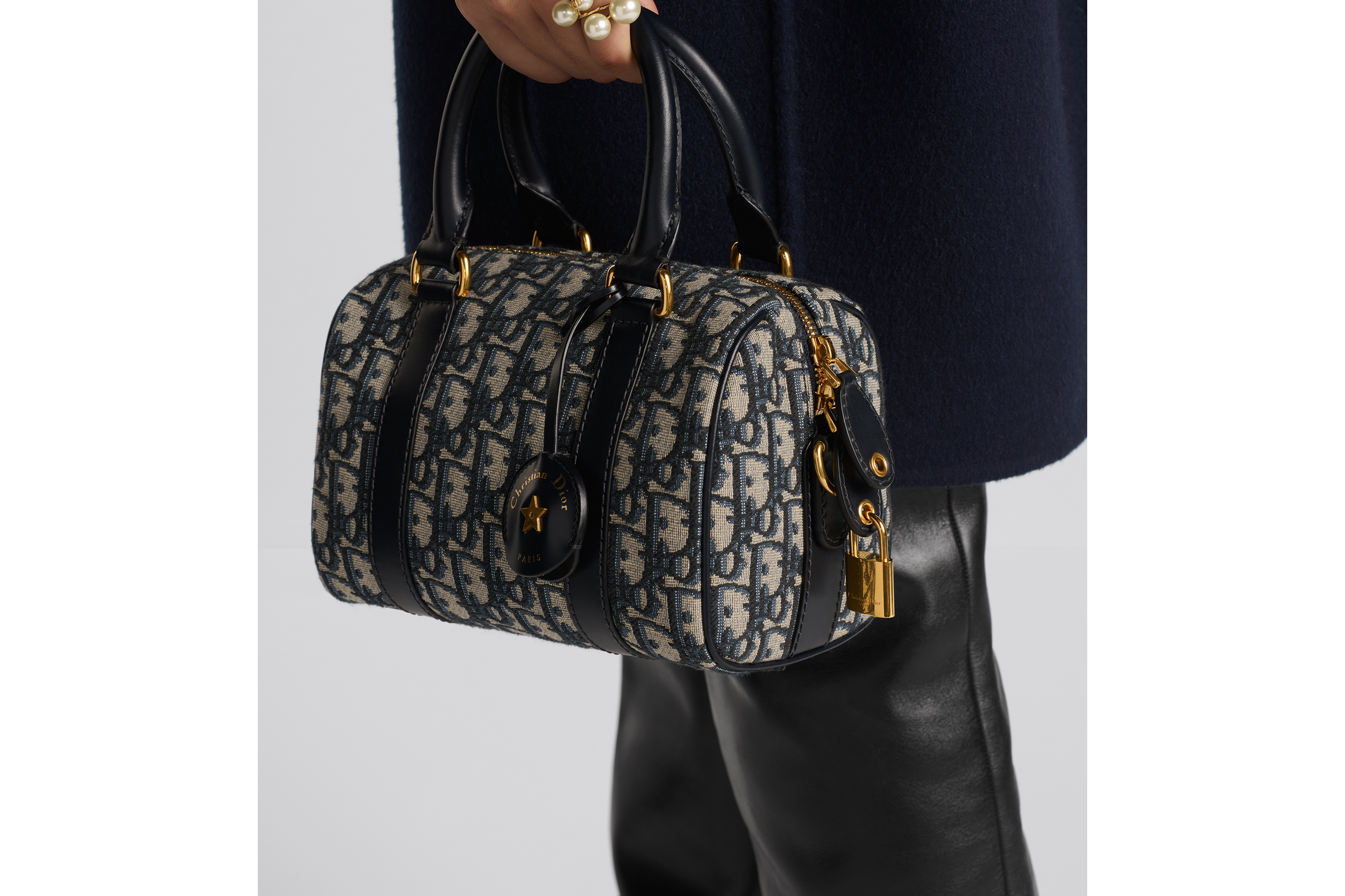 look_image_alt_prefix Dior Groove 20 手袋 蓝色 Oblique 印花面料 E17