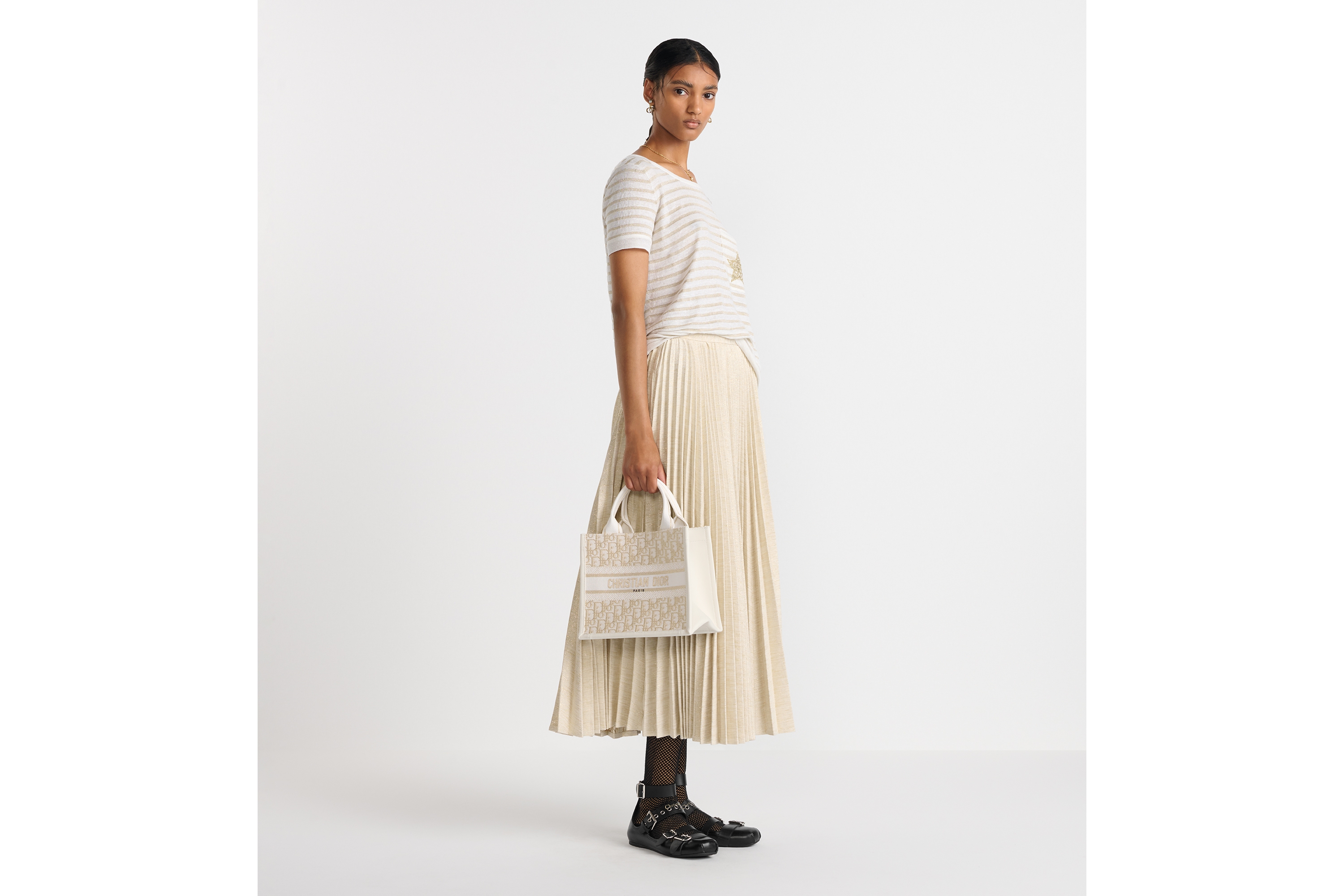 小号 Book Tote 手袋 Oblique 印花面料搭配金色金属光泽线和奶白色牛皮革（26.5 x 22 x 14 厘米） E18