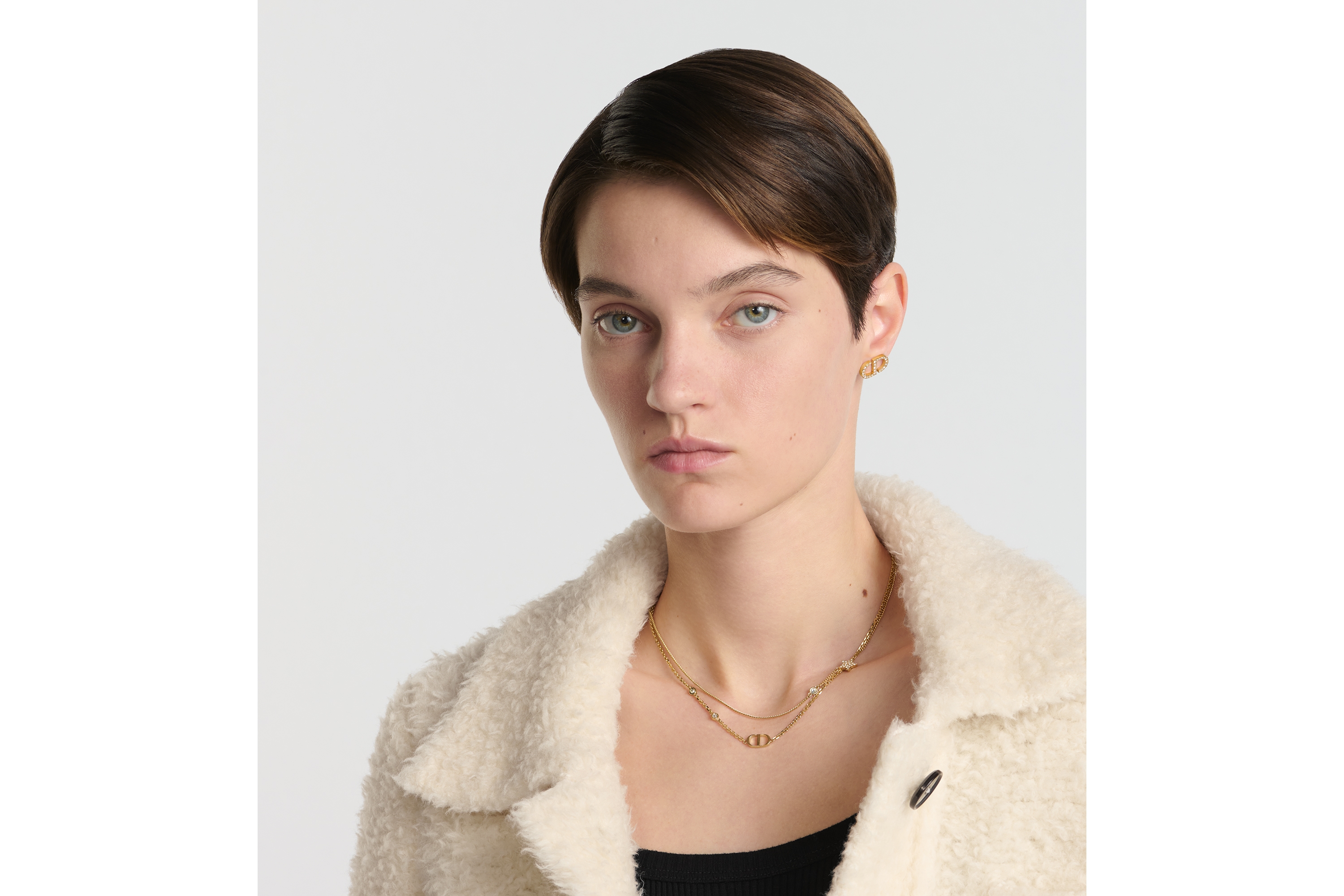 Petit CD 双链条项链 金色饰面金属和白色仿水晶装饰 E07