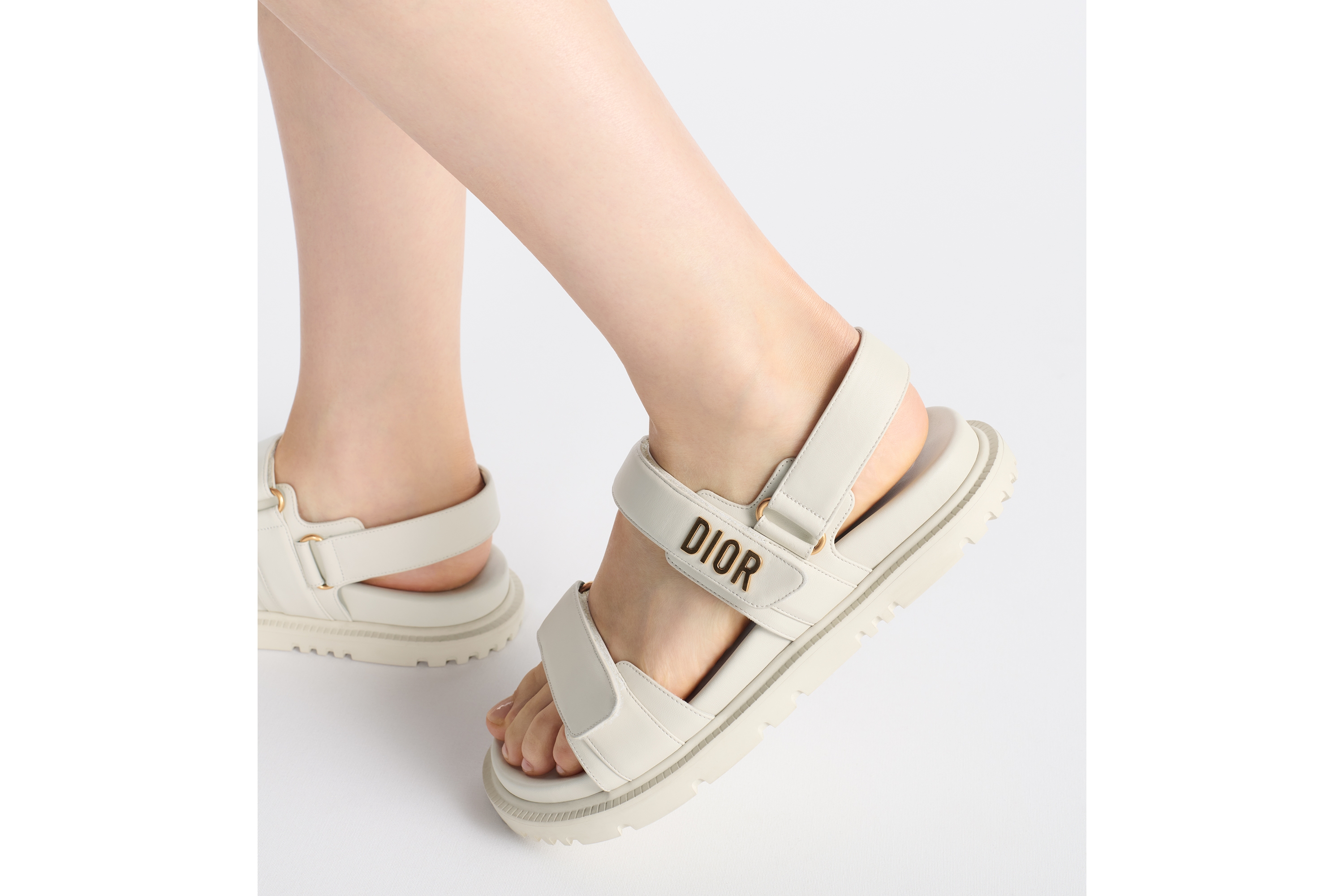 look_image_alt_prefix Dioract 凉鞋 白色羊皮革 E15