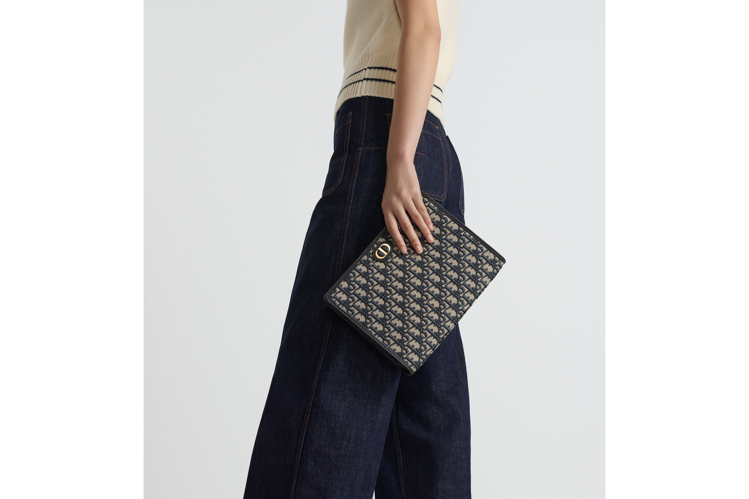 look_image_alt_prefix 30 Montaigne Dea 手拿包 蓝色 Oblique 印花面料 E10