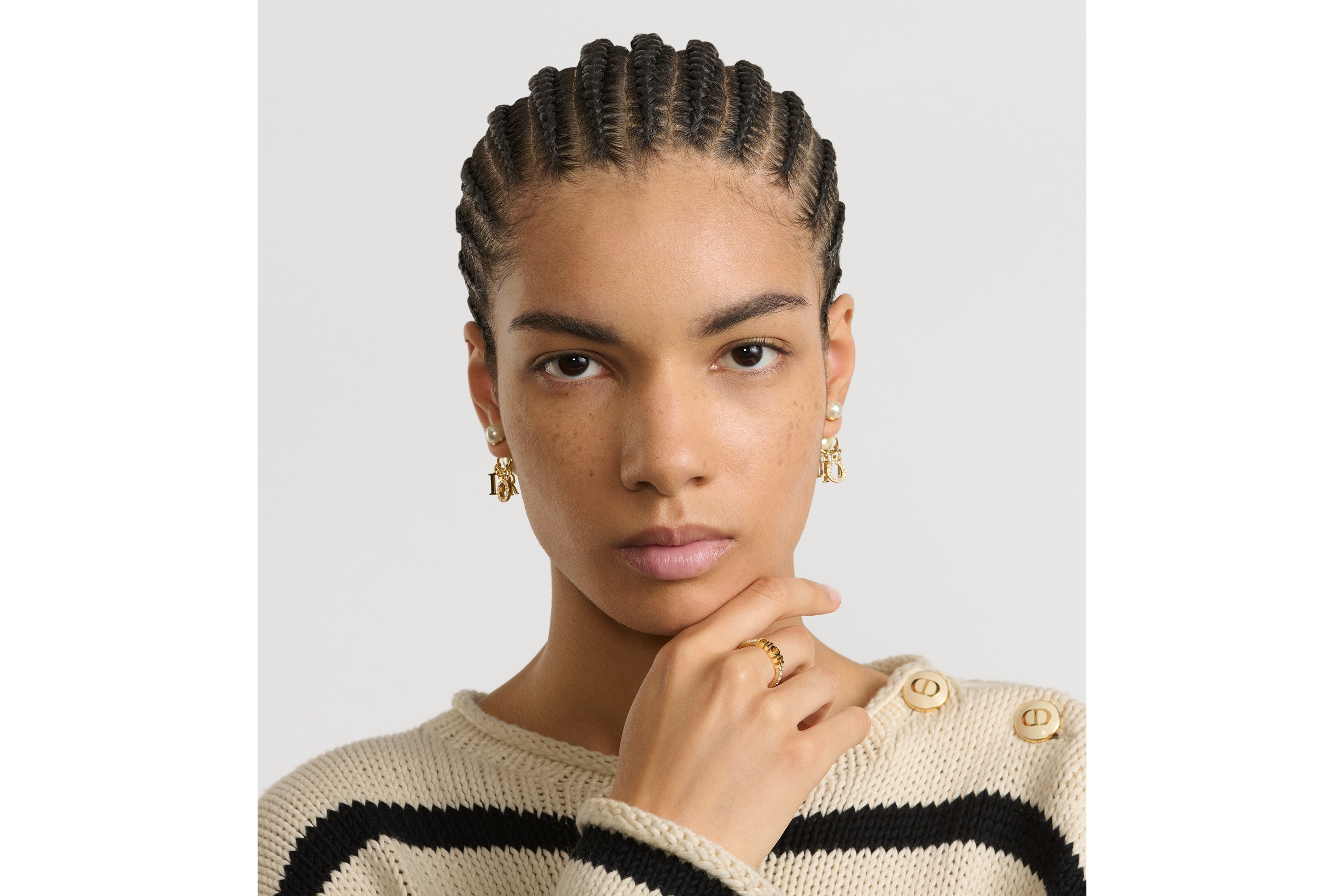 look_image_alt_prefix Dio(r)evolution 戒指 金色饰面金属和闪亮晶体装饰 E07