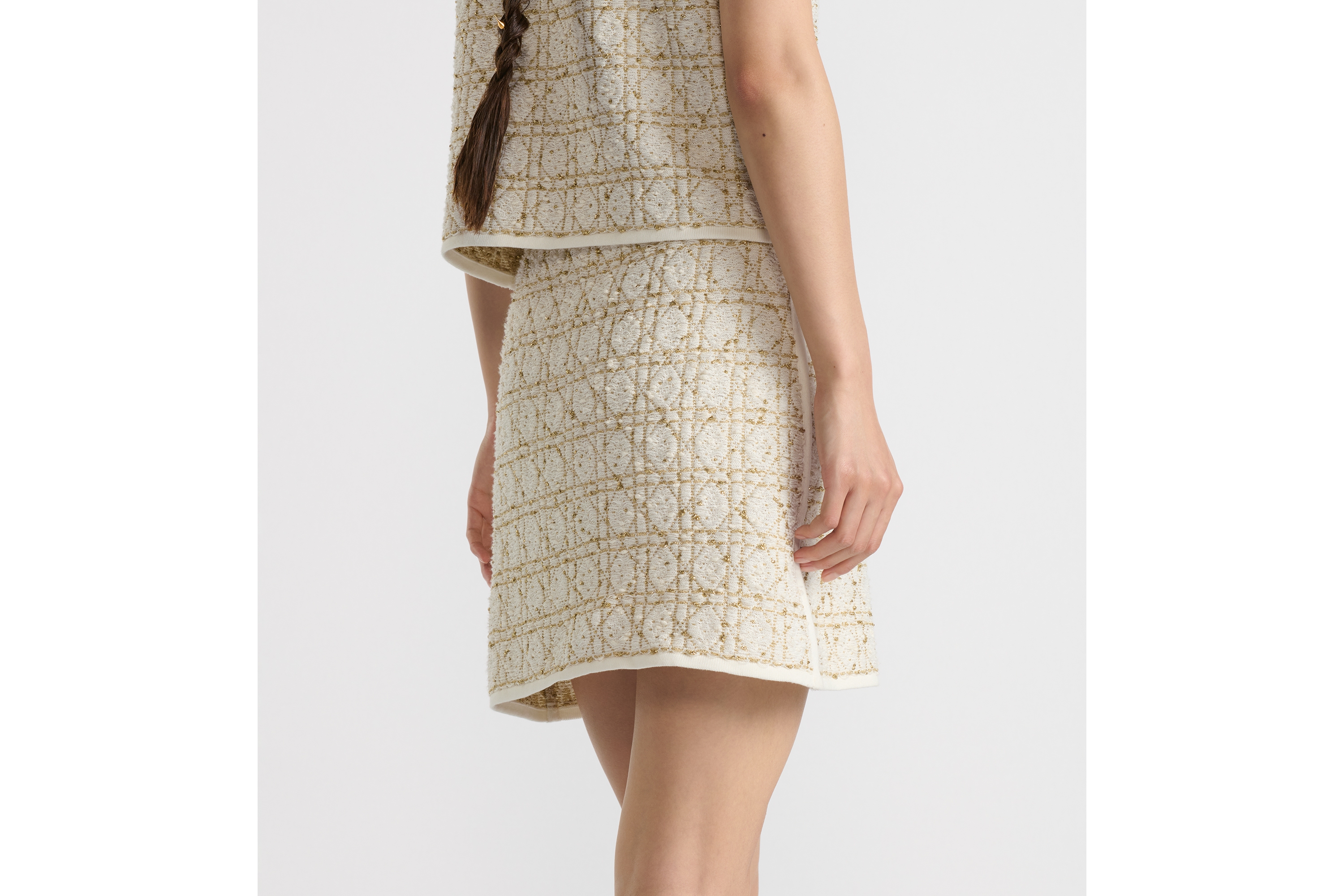 look_image_alt_prefix Dior Or 迷你裙 白色和金色调棉质混纺粗花呢藤格纹 E13