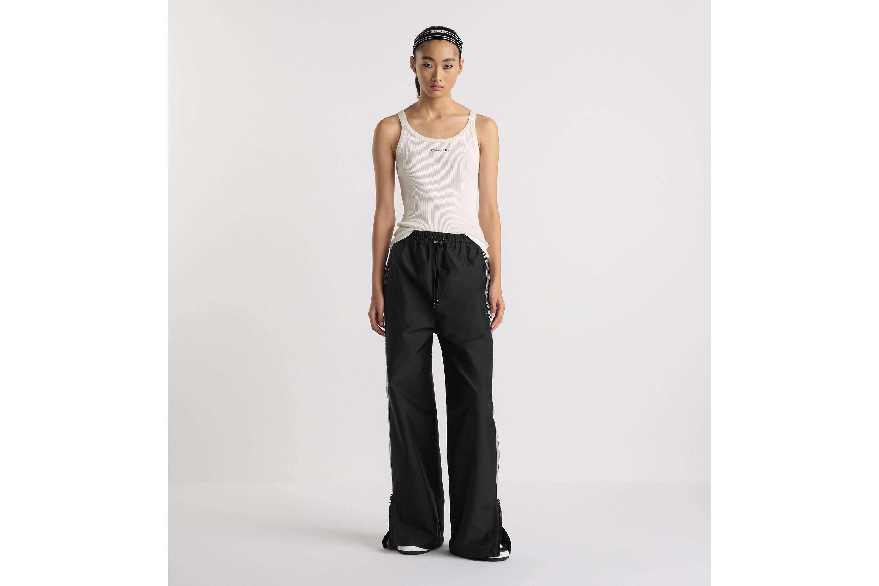 look_image_alt_prefix 背心 白色棉质罗纹针织面料 E01