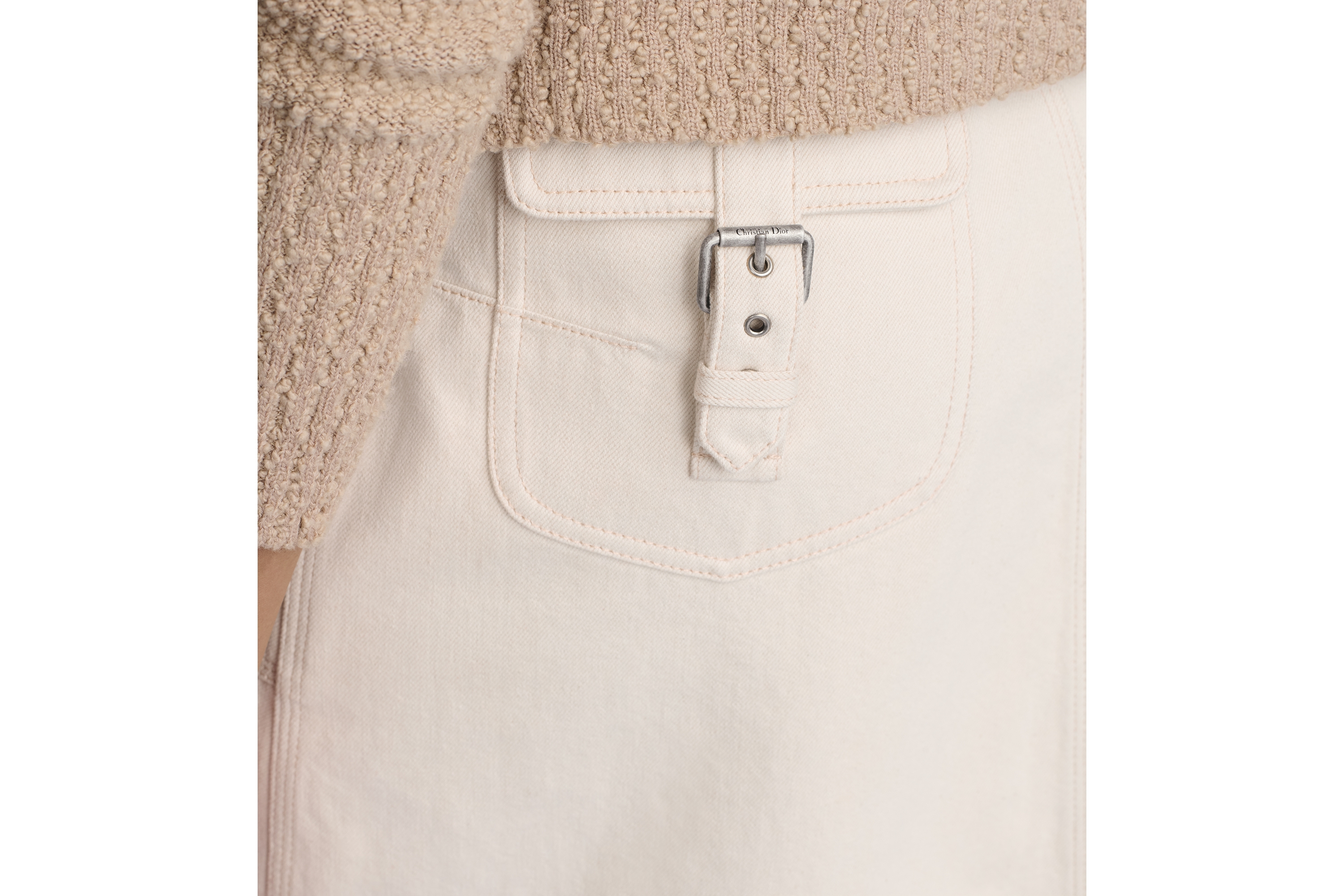 look_image_alt_prefix 半身裙 米白色棉质牛仔布内部 Oblique 印花搭配腰带 E17