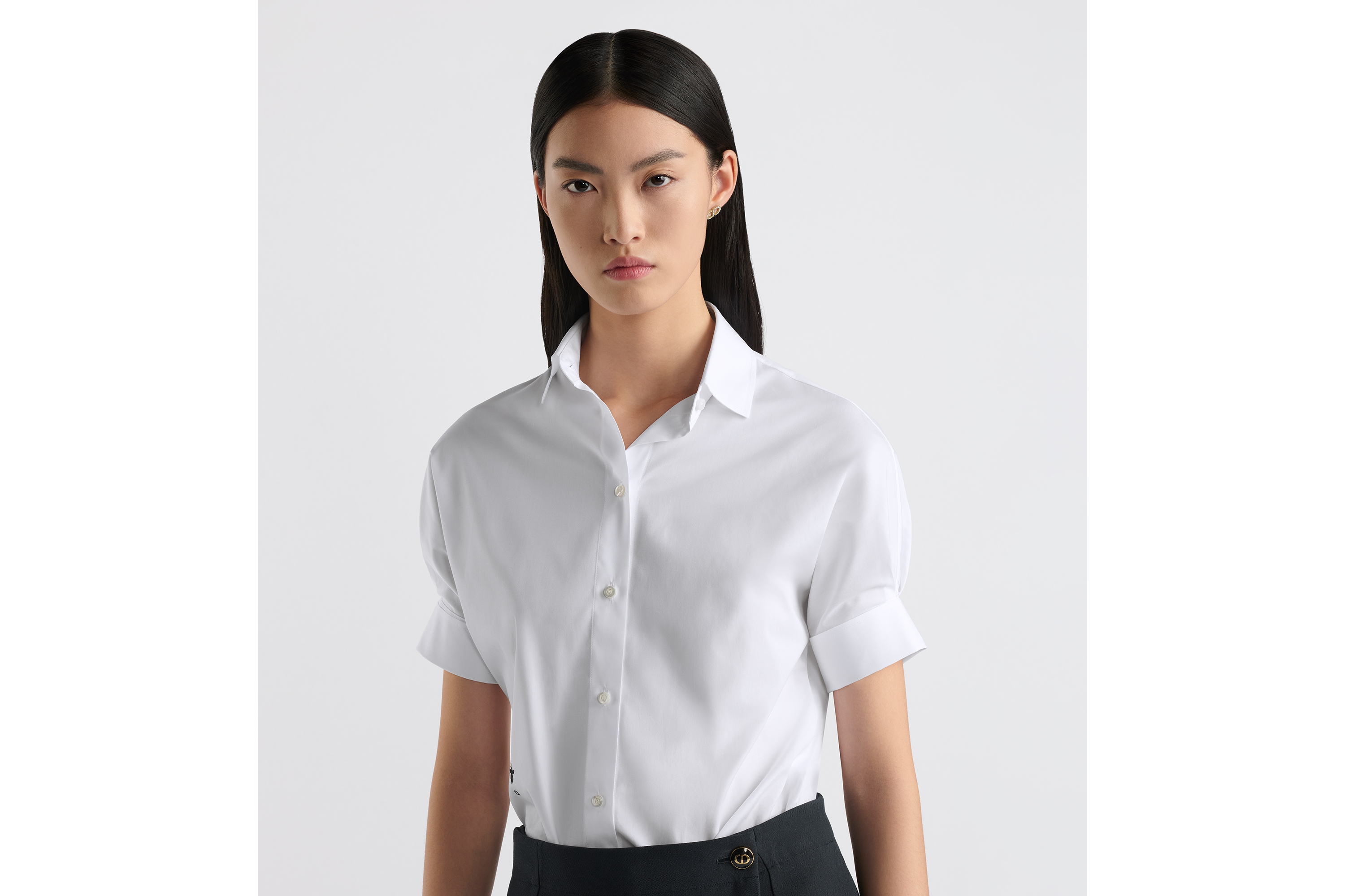 look_image_alt_prefix 衬衫 白色棉府绸搭配泡泡袖 E04