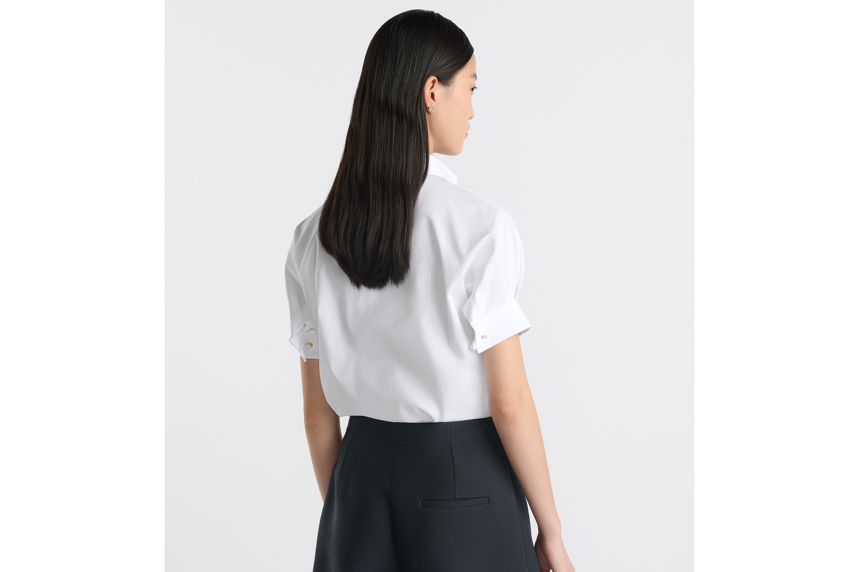 look_image_alt_prefix 衬衫 白色棉府绸搭配泡泡袖 E06