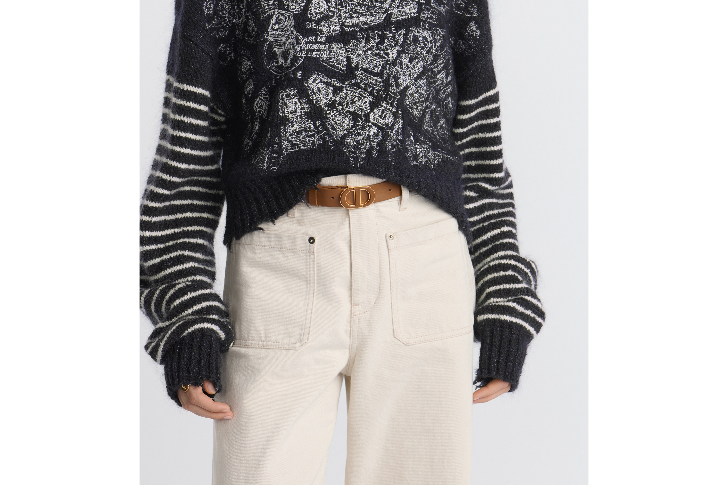 look_image_alt_prefix 30 Montaigne 腰带 25 毫米棕色光滑牛皮革 E13