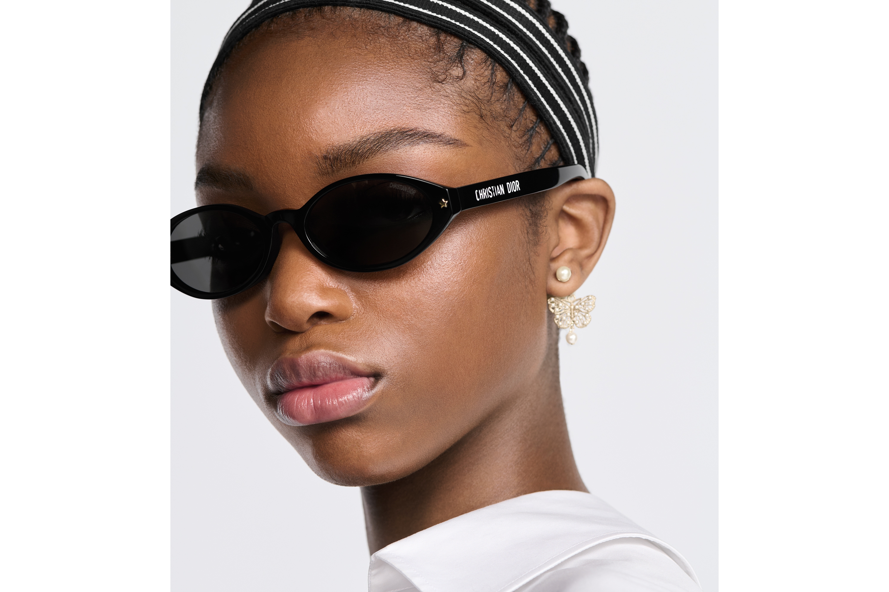 DiorPacific R1F 太阳眼镜 黑色椭圆形镜框 E07