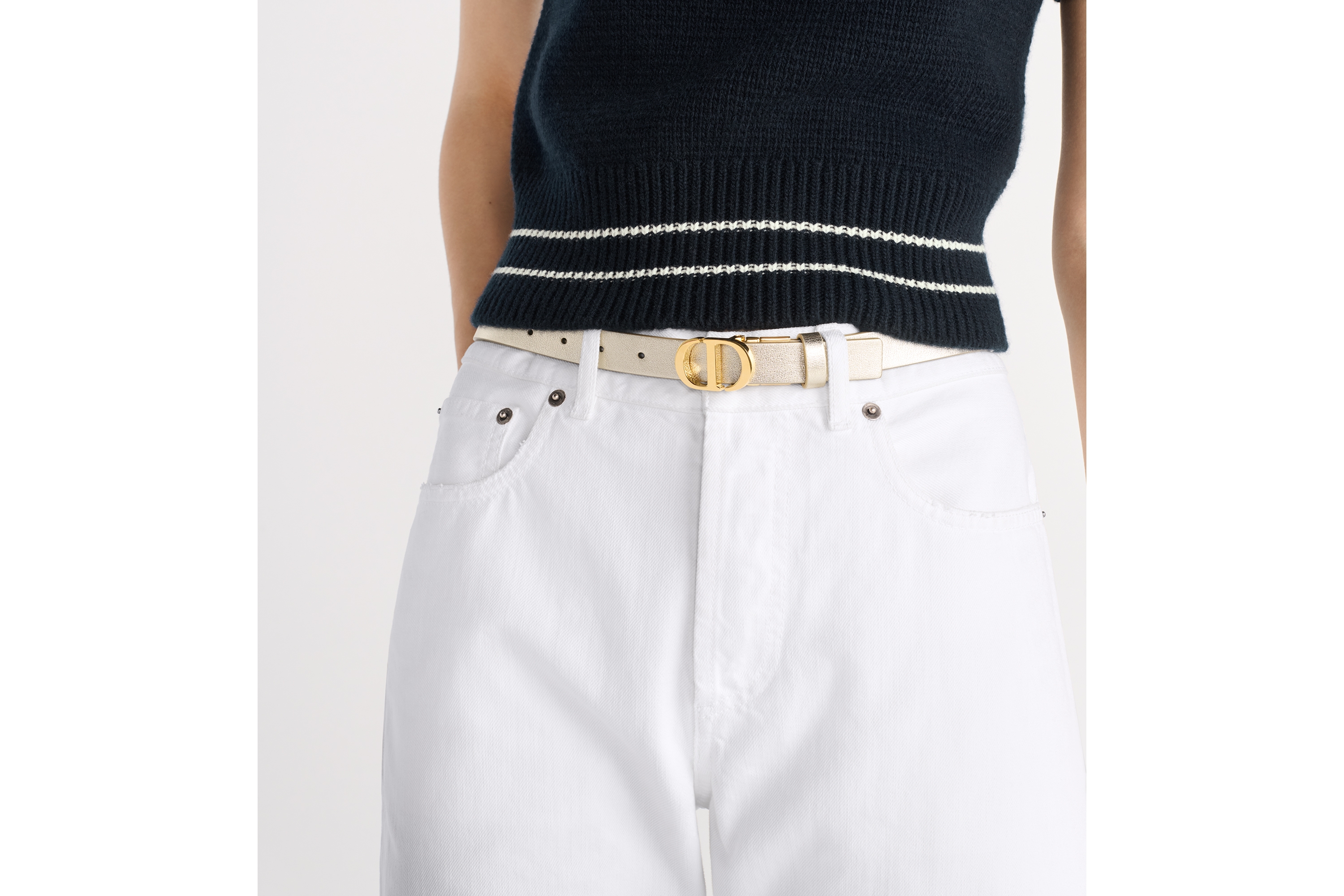 look_image_alt_prefix 30 Montaigne 双面腰带 20 毫米金色调和奶白色光滑牛皮革 E10