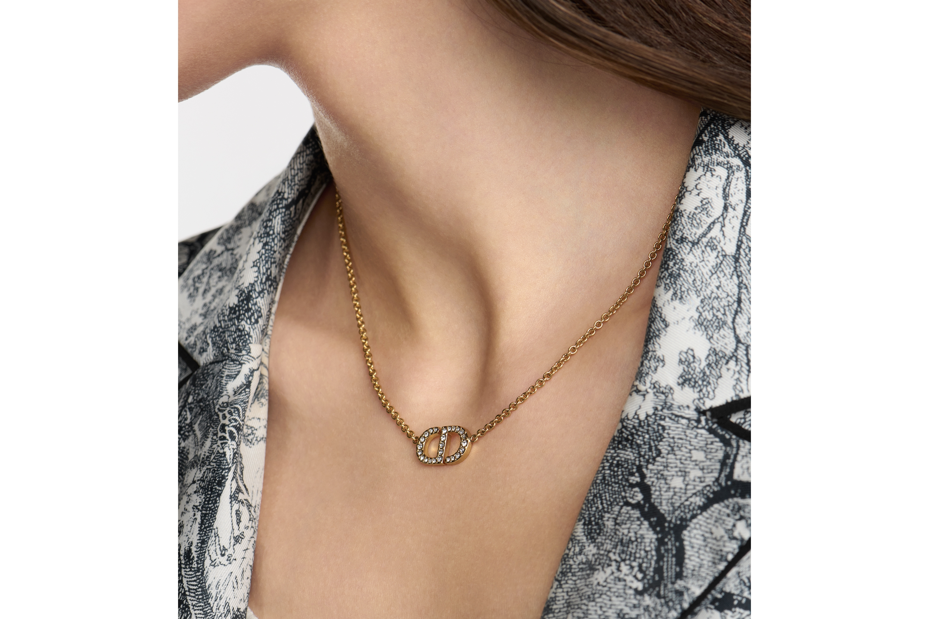 look_image_alt_prefix Petit CD 项链 金色饰面金属和银色调仿水晶装饰 E12