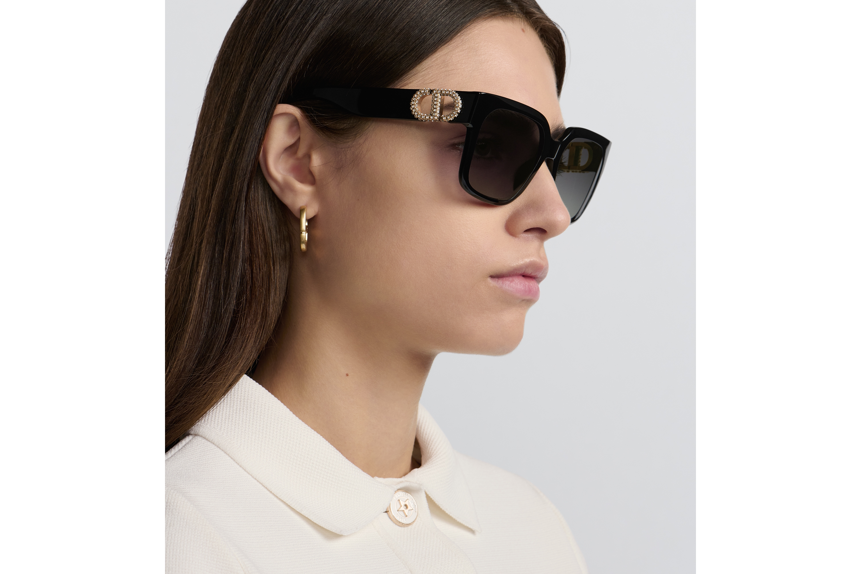 30Montaigne S11F 太阳眼镜 黑色正方形镜框 E08