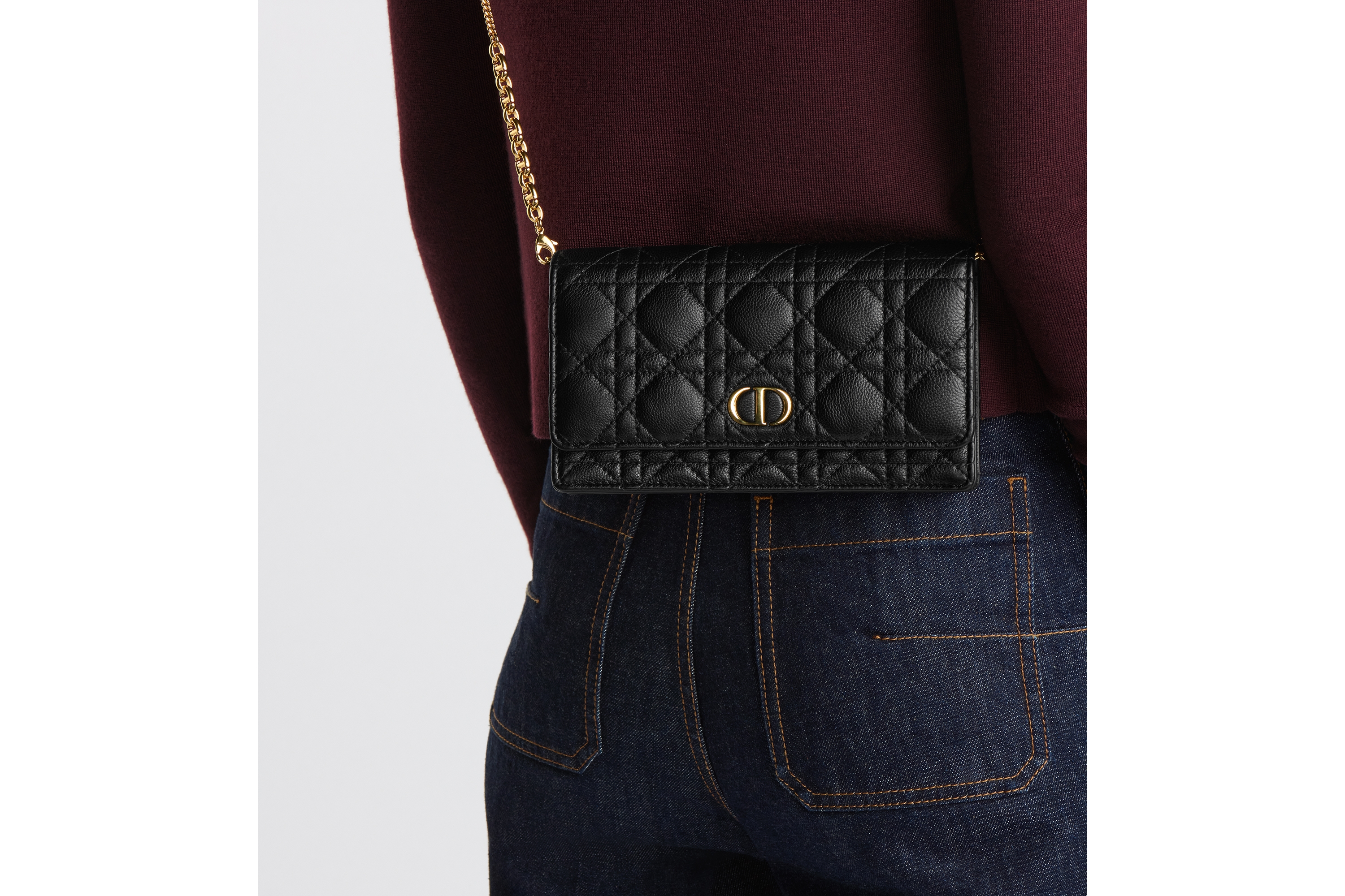 look_image_alt_prefix Dior Caro 链条手袋 黑色柔软牛皮革藤格纹 E17