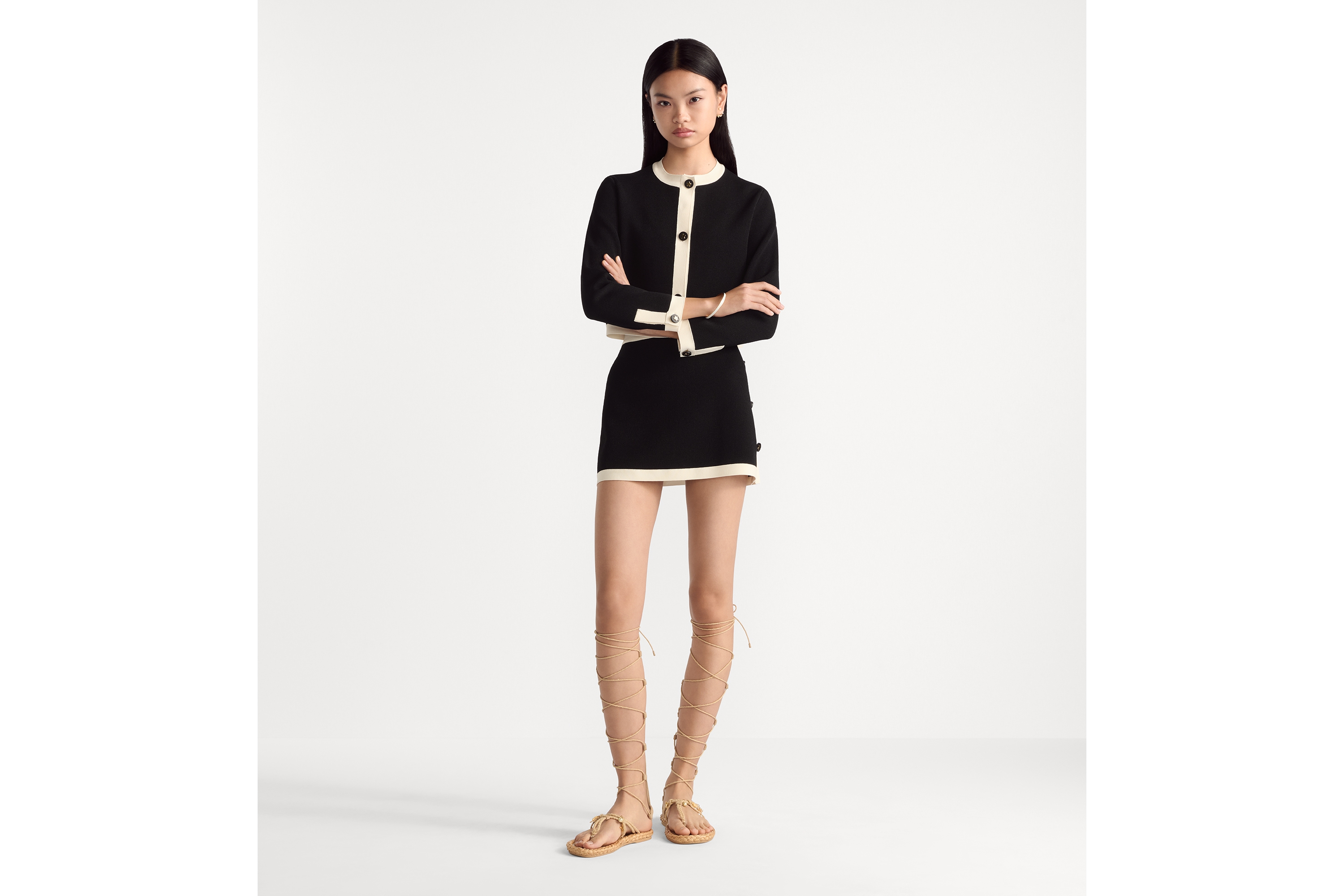 Dioriviera 短款外套 黑色和米白色科技针织面料 E01