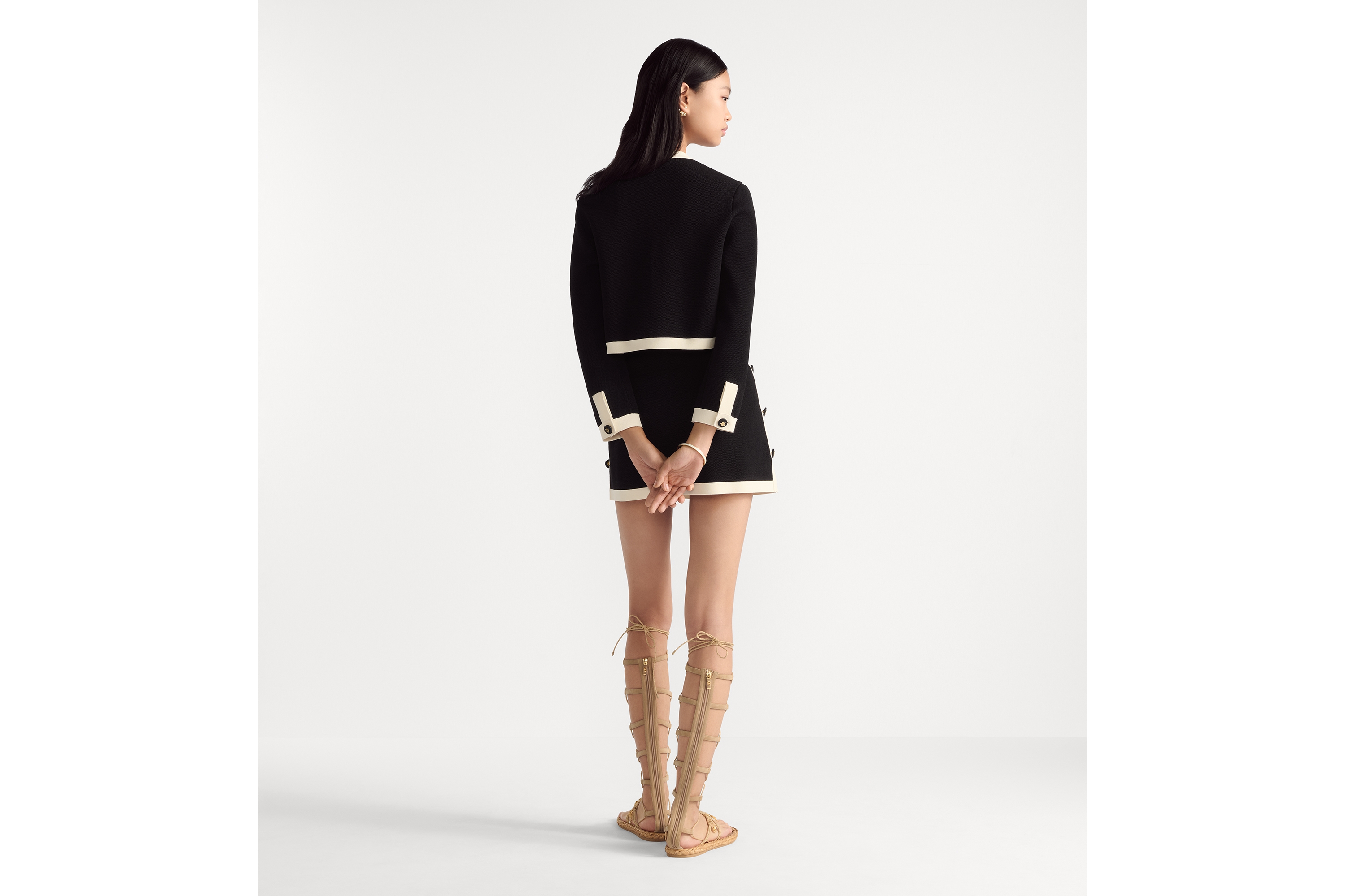 Dioriviera 短款外套 黑色和米白色科技针织面料 E03