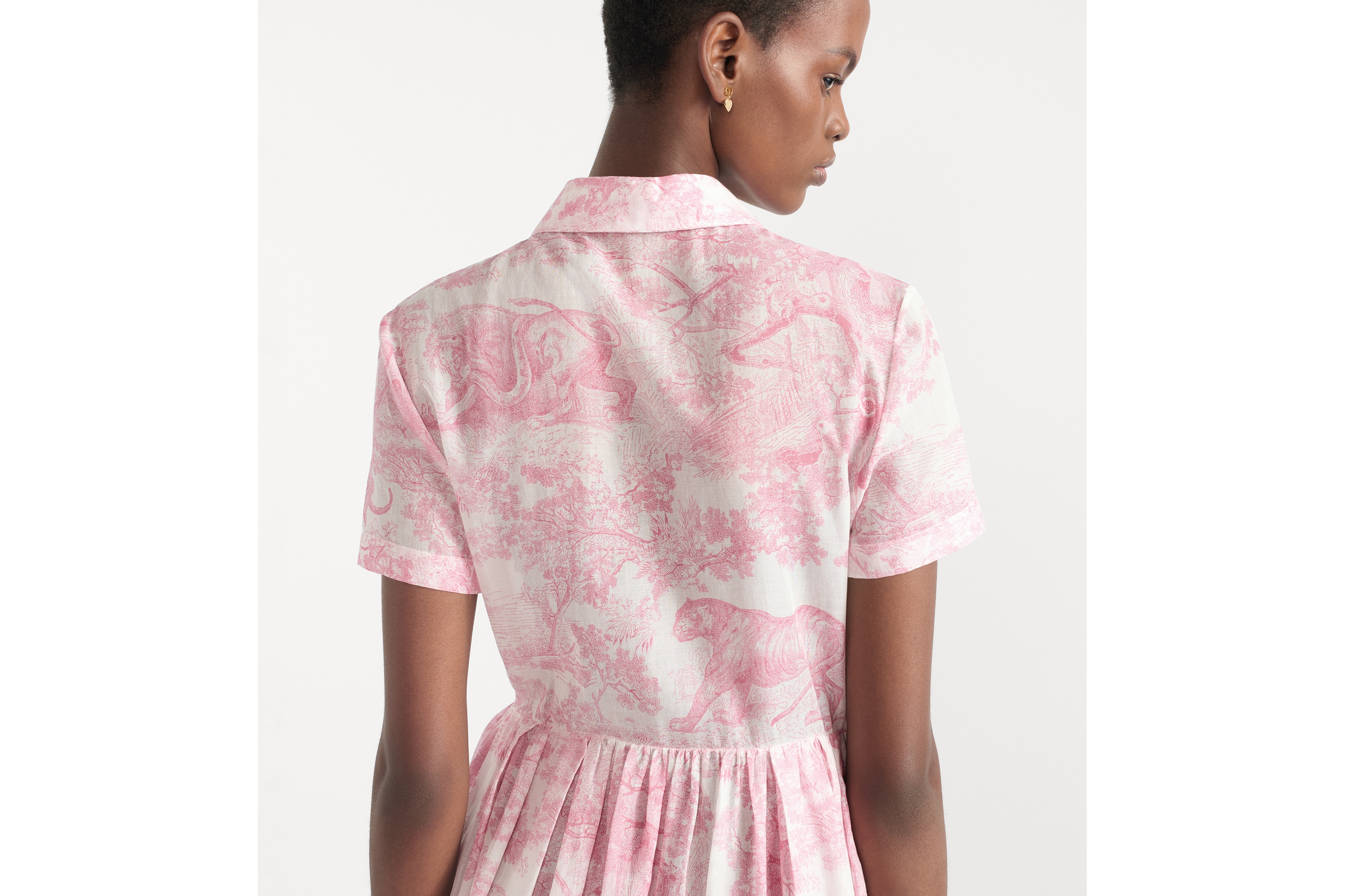 Dioriviera 中长款衬衫式连衣裙 白色棉质面料樱花粉色 Sauvage 茹伊印花图案 E06