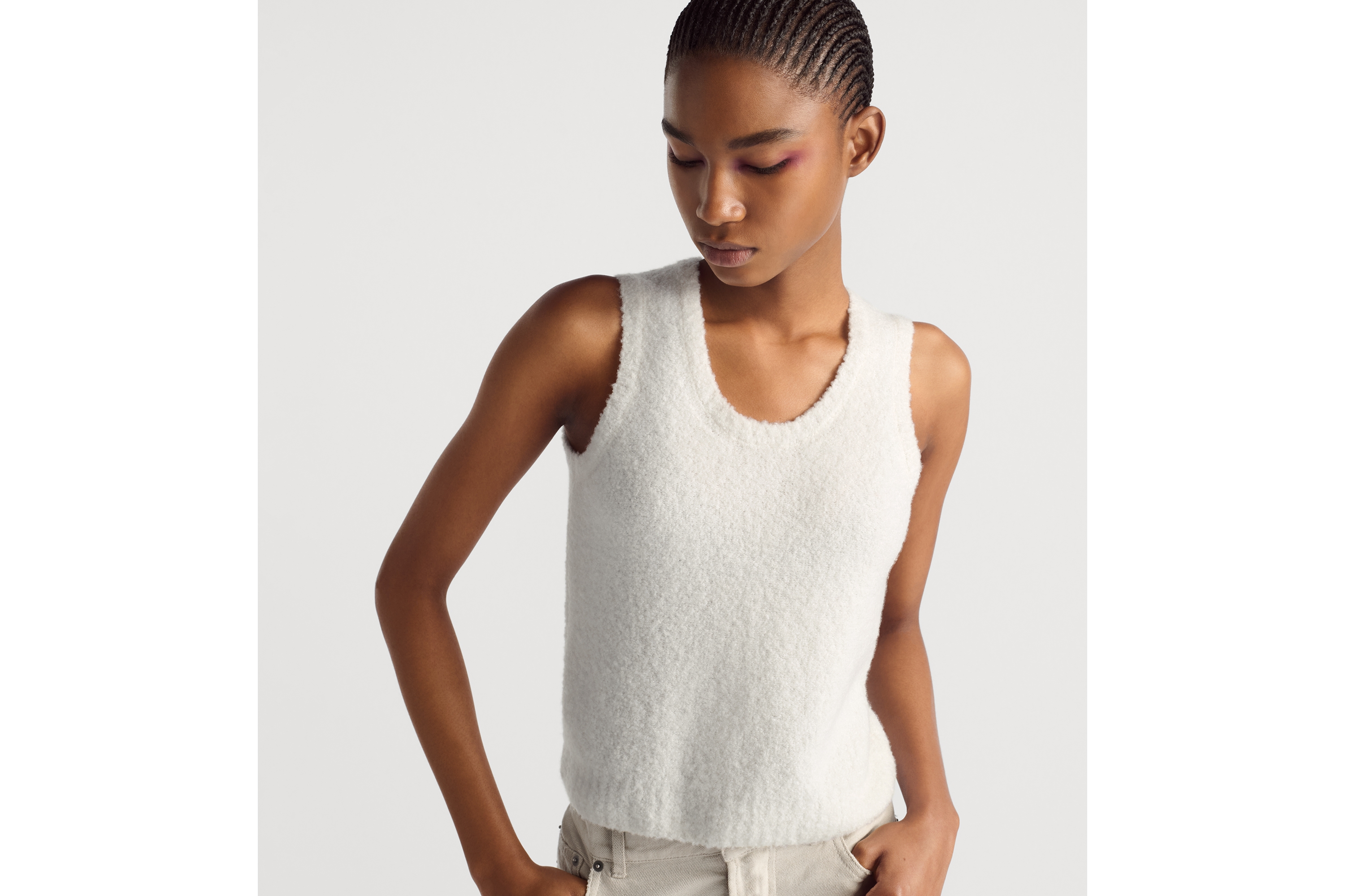 look_image_alt_prefix 两件套 米白色绵羊毛和山羊绒混纺针织面料 E05