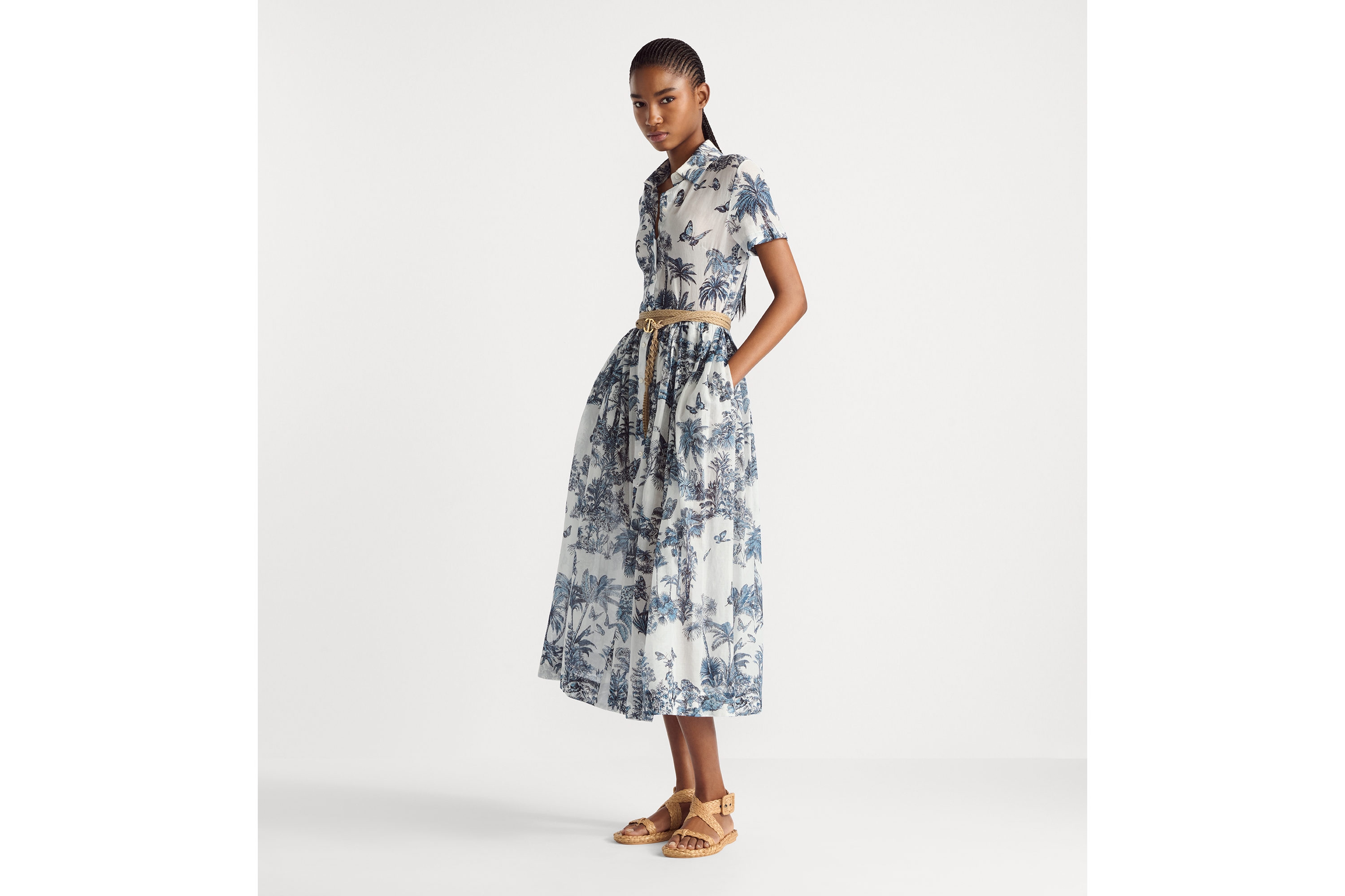 look_image_alt_prefix Dioriviera 中长款衬衫式连衣裙 白色和蓝色棉质面料 Palms 茹伊印花 E01