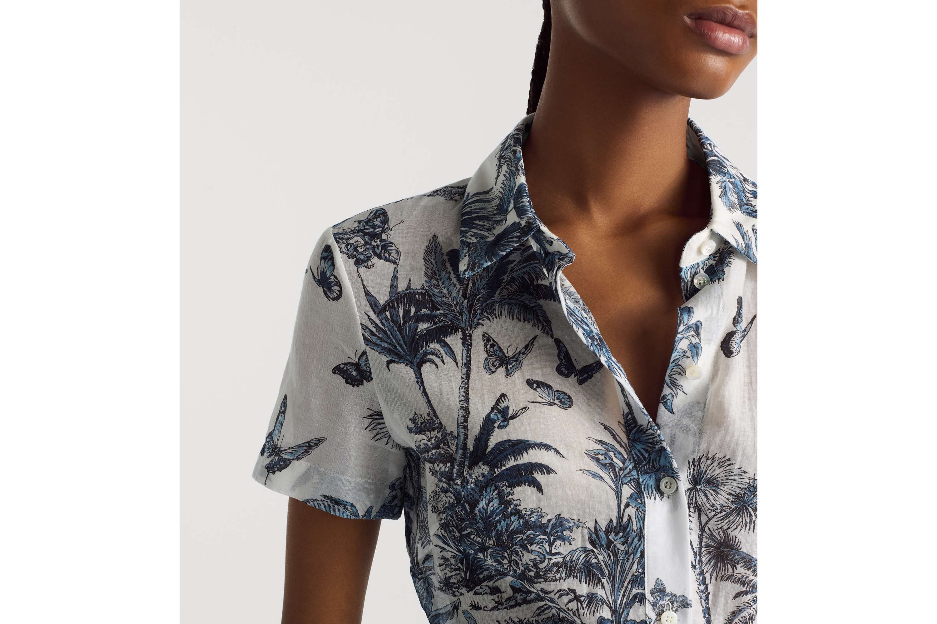 look_image_alt_prefix Dioriviera 中长款衬衫式连衣裙 白色和蓝色棉质面料 Palms 茹伊印花 E12