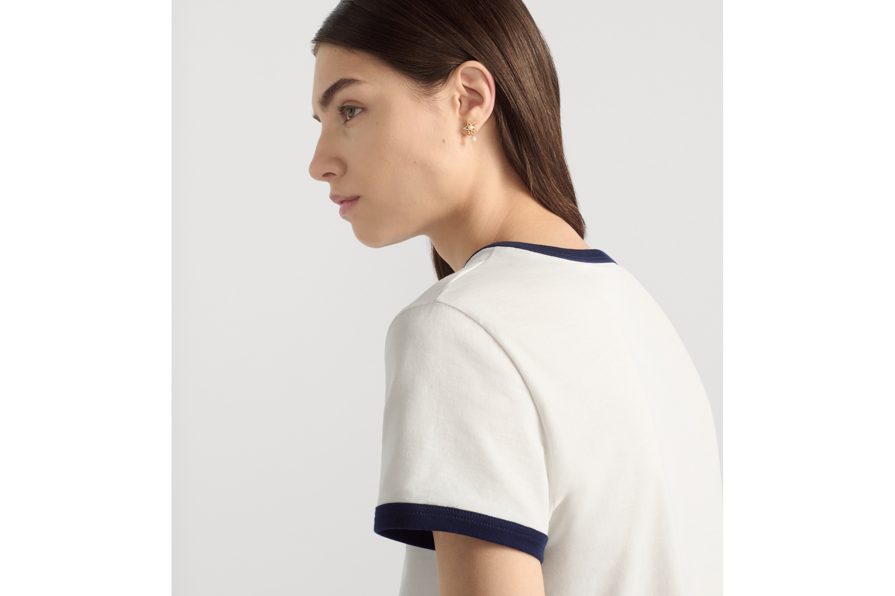 look_image_alt_prefix Dioriviera T 恤 白色、黑色和海军蓝色棉质平纹针织面料 E06