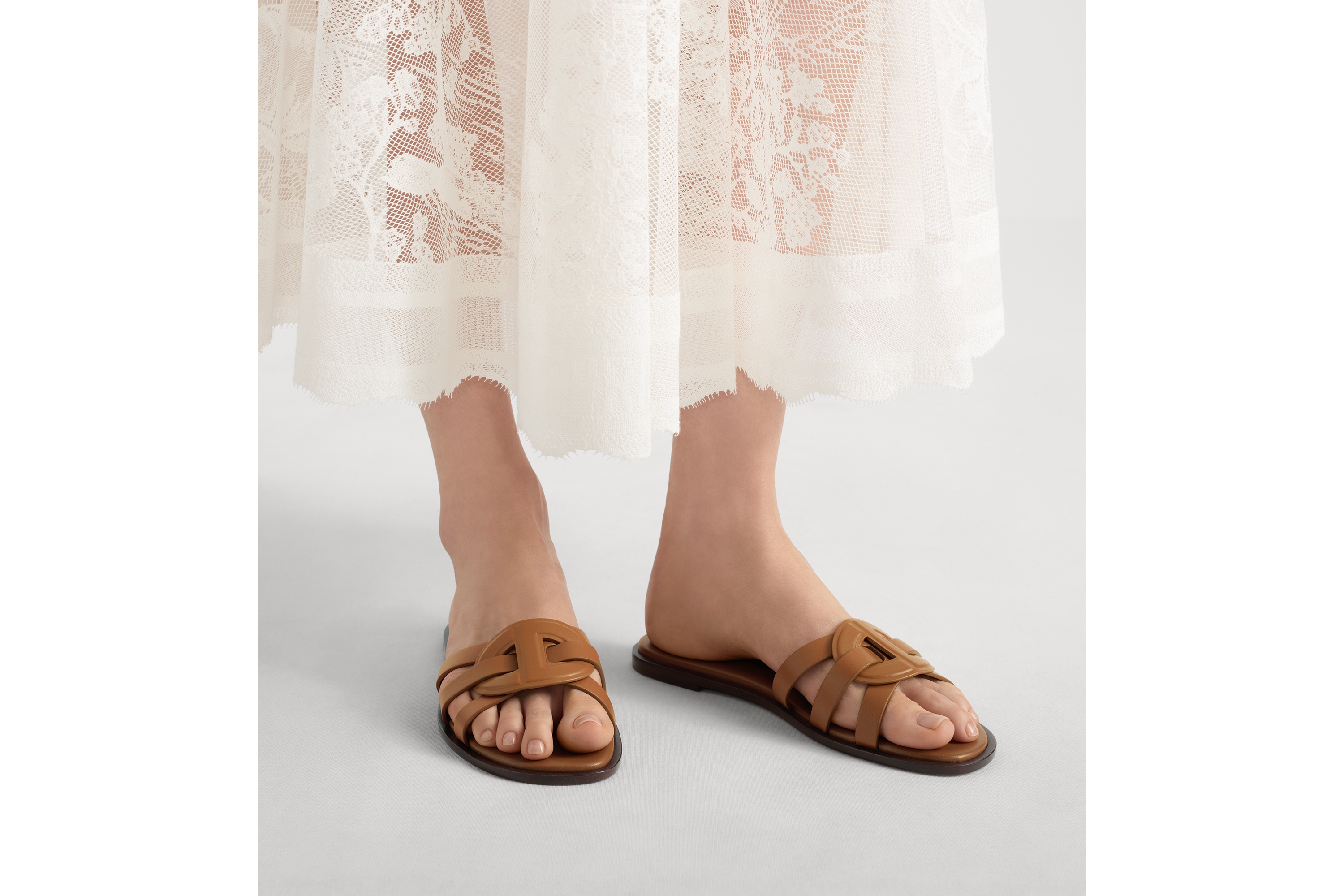 D-Club 凉拖 驼色牛皮革 E14