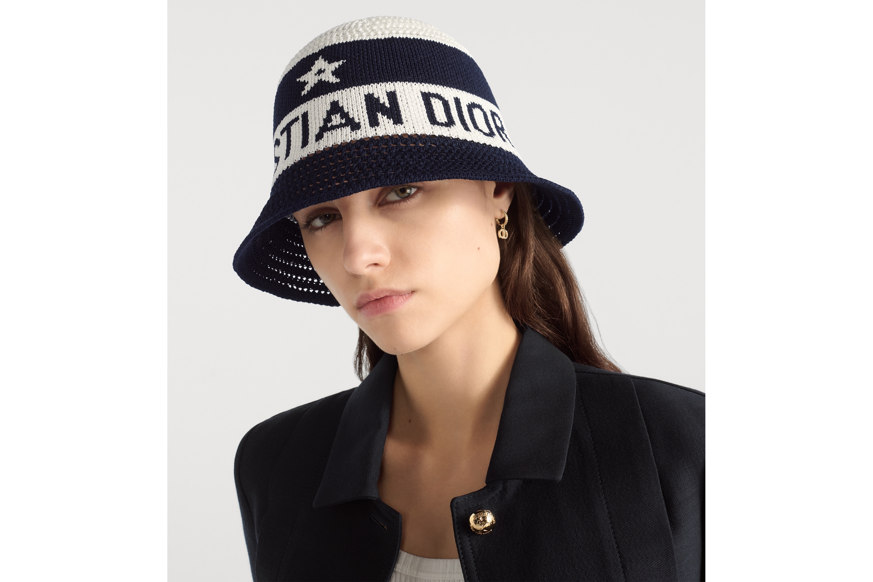 look_image_alt_prefix D-Tulipe 钟形女帽 蓝色和白色棉质混纺针织面料 E07