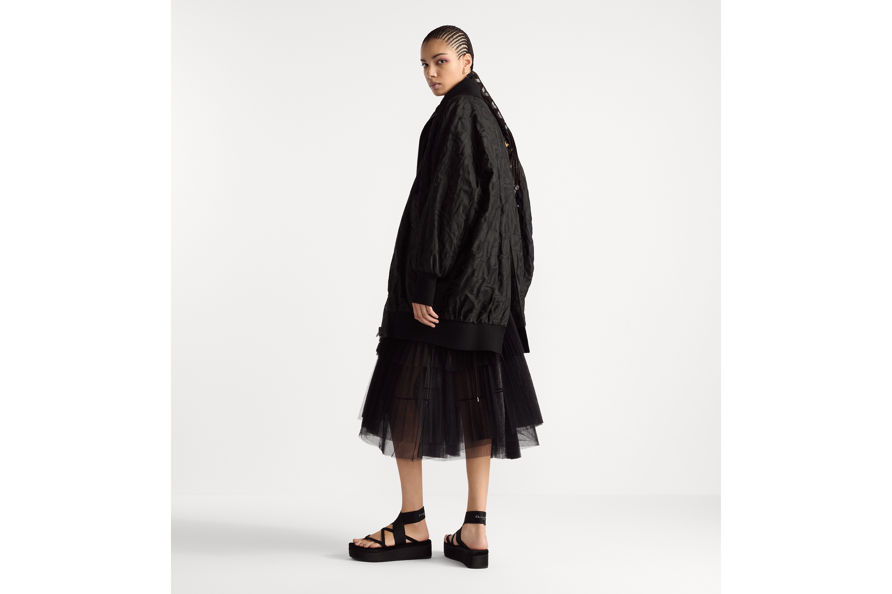 look_image_alt_prefix 中长款不对称百褶裙 黑色薄纱 E03