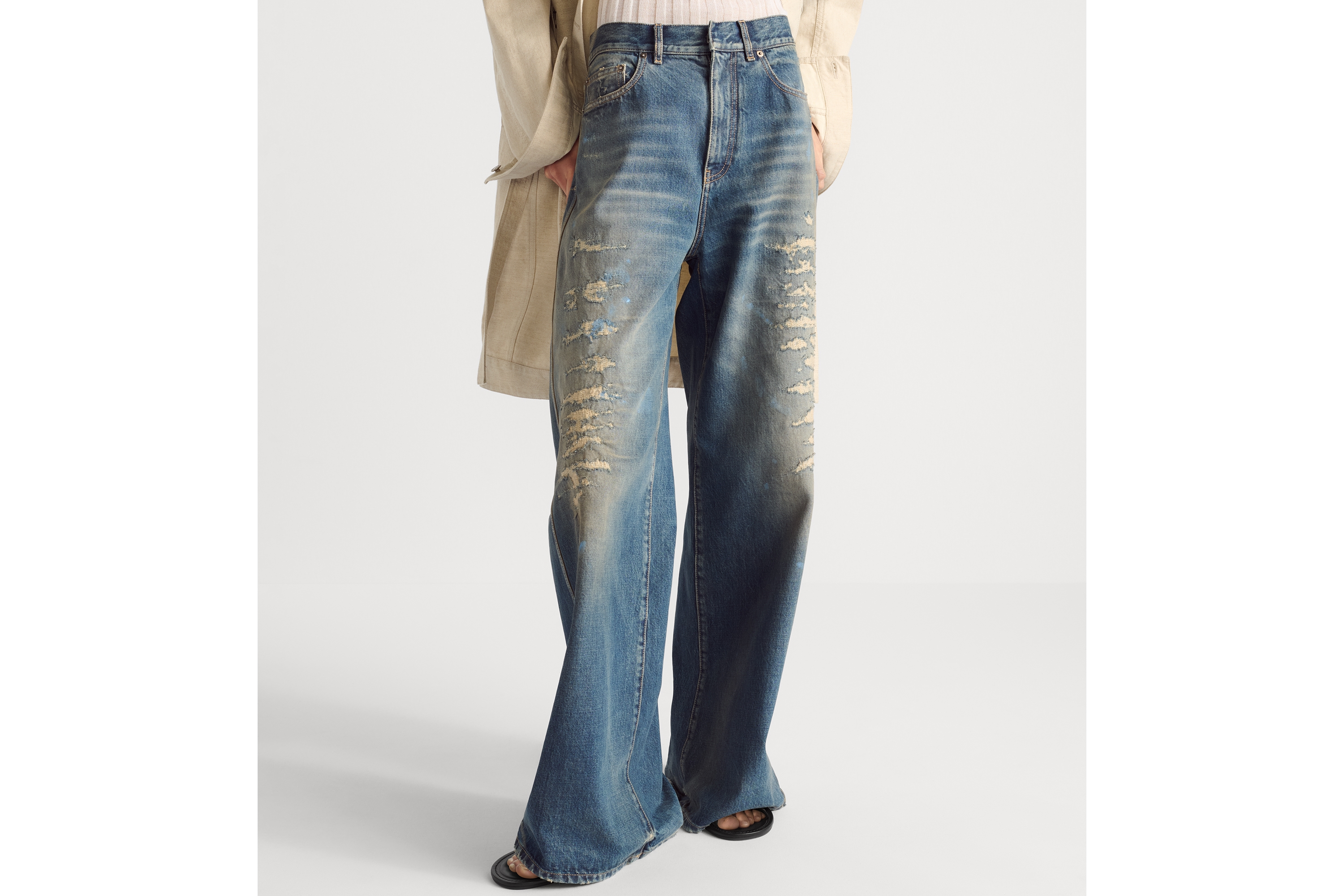 喇叭形牛仔裤 蓝色石洗棉质牛仔布复古效果 E14