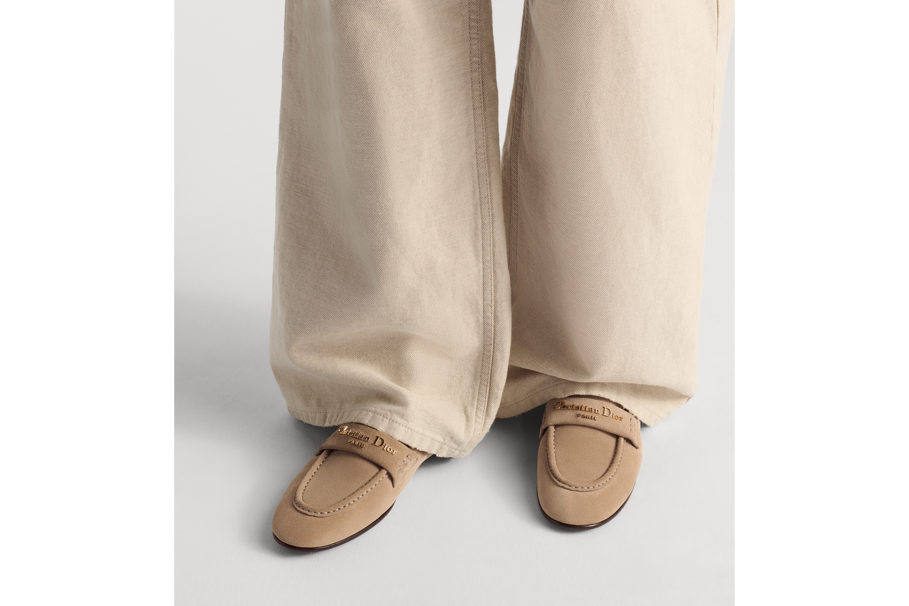 Dior Boy 乐福鞋 绳米色绒面牛皮革 E15