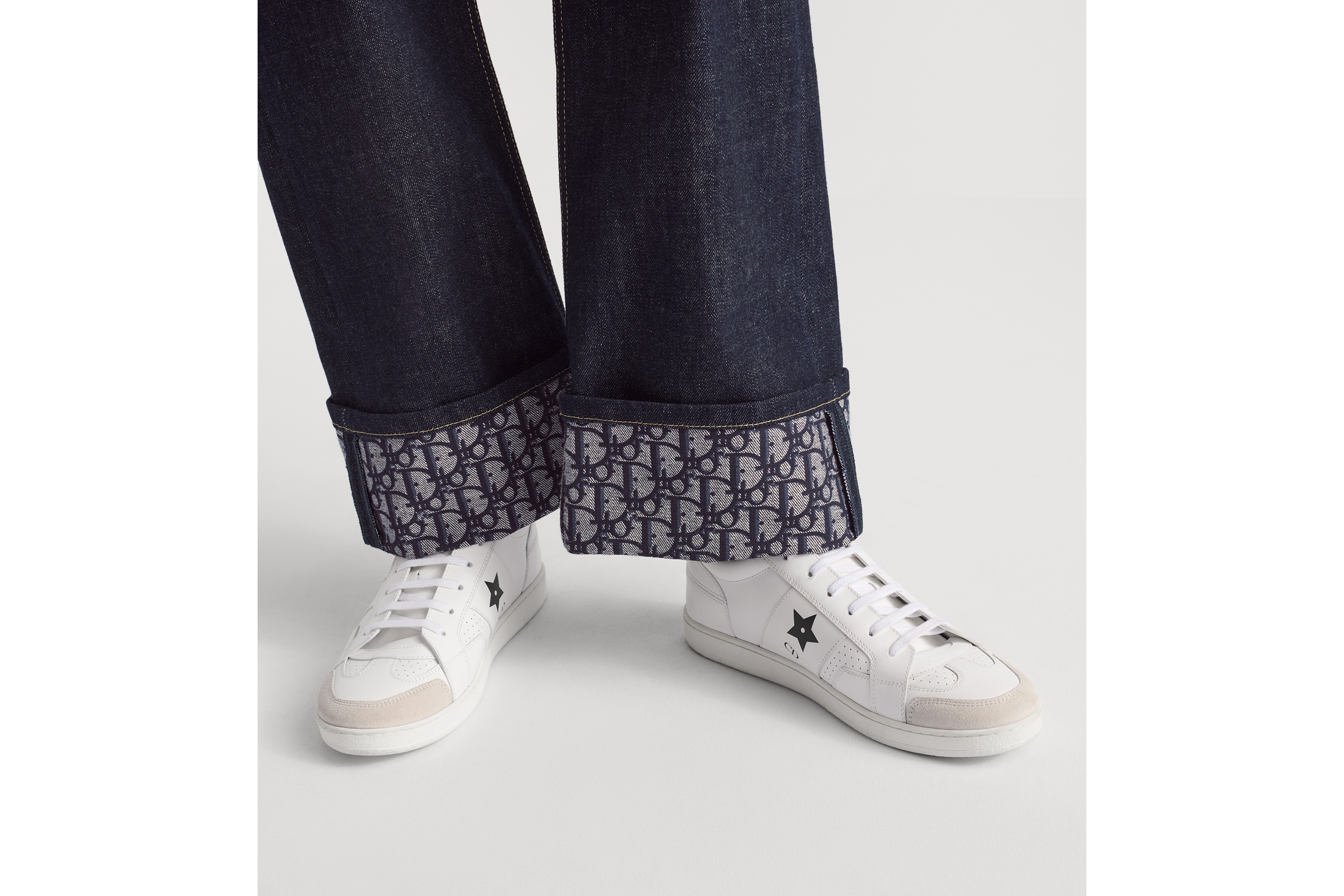 男友风牛仔裤 蓝色棉质牛仔布内部 Oblique 印花 E14