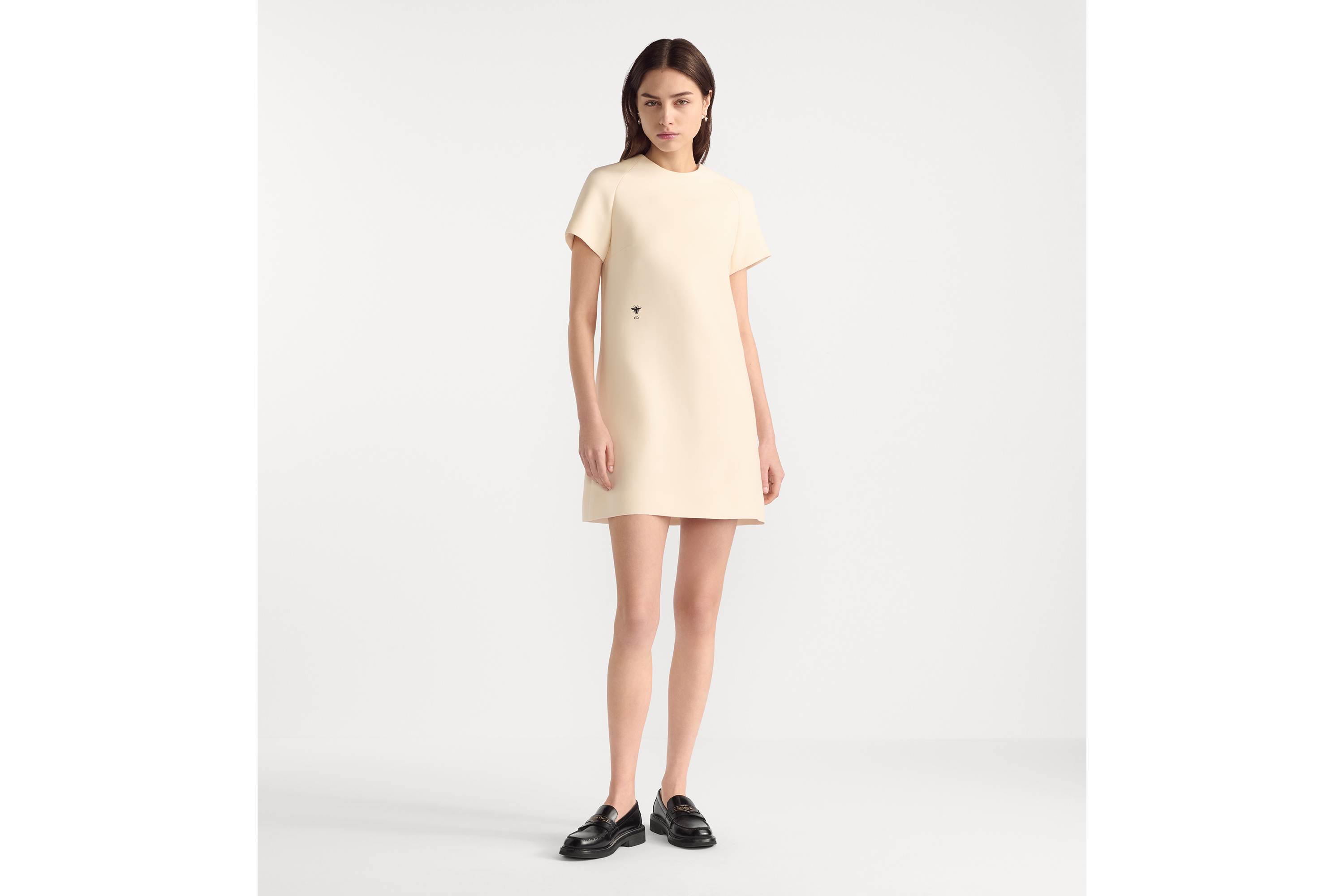 look_image_alt_prefix 直筒连衣裙 白色绵羊毛混纺面料 E01