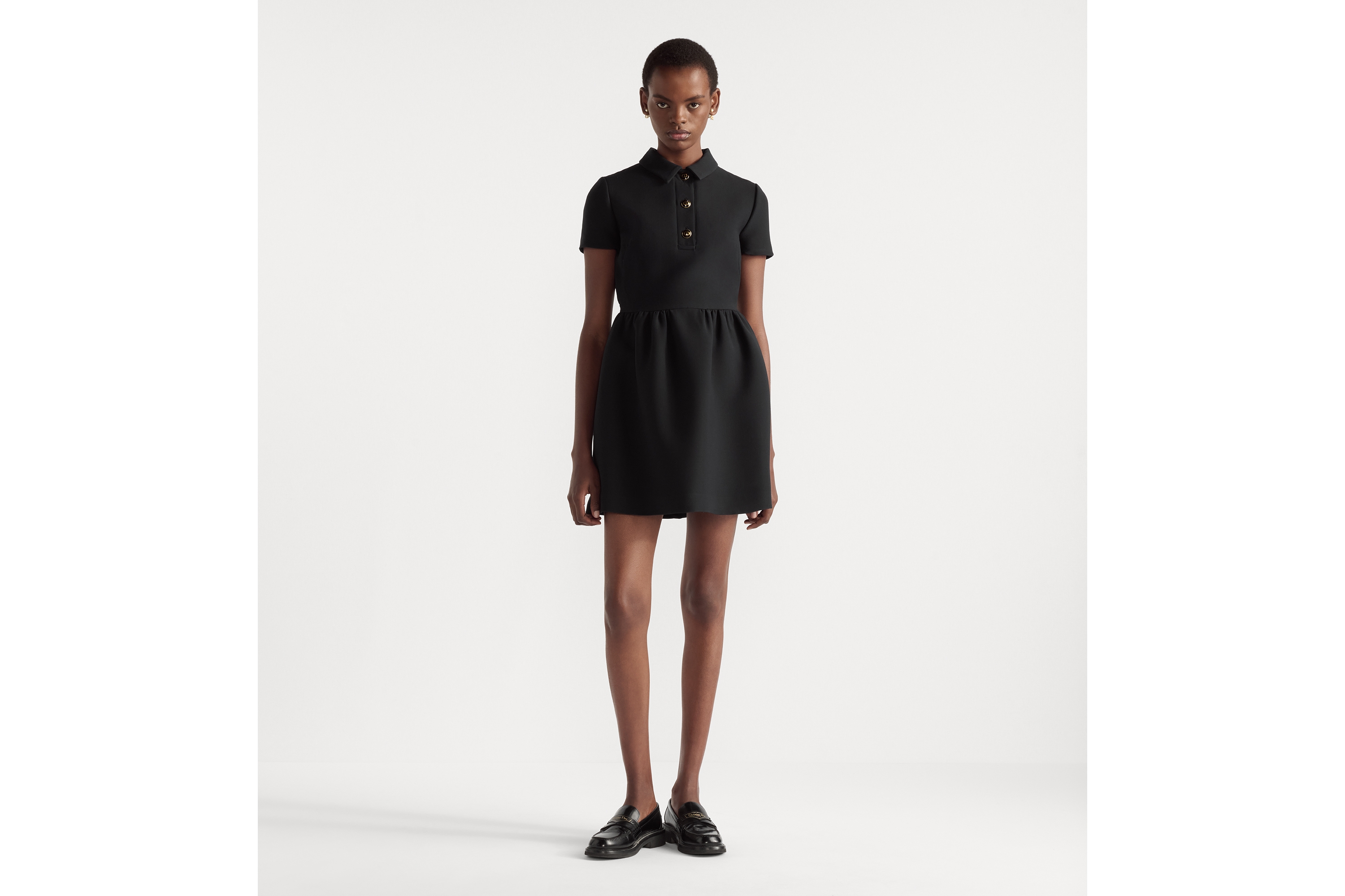 修身剪裁连衣裙 黑色绵羊毛混纺面料搭配 CD 纽扣 E01