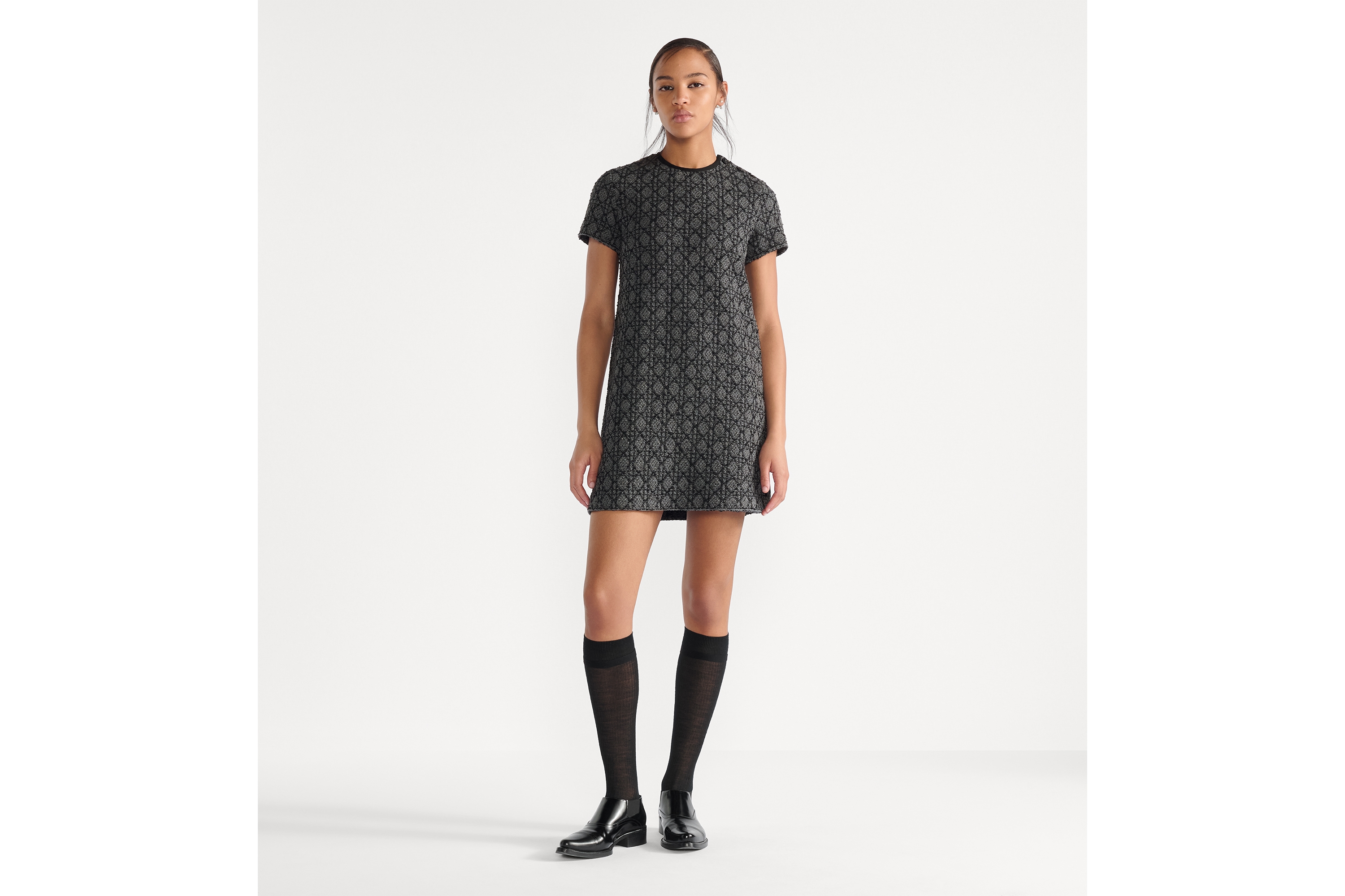 短款连衣裙 灰色棉质混纺粗花呢针织面料超大藤格纹 E01