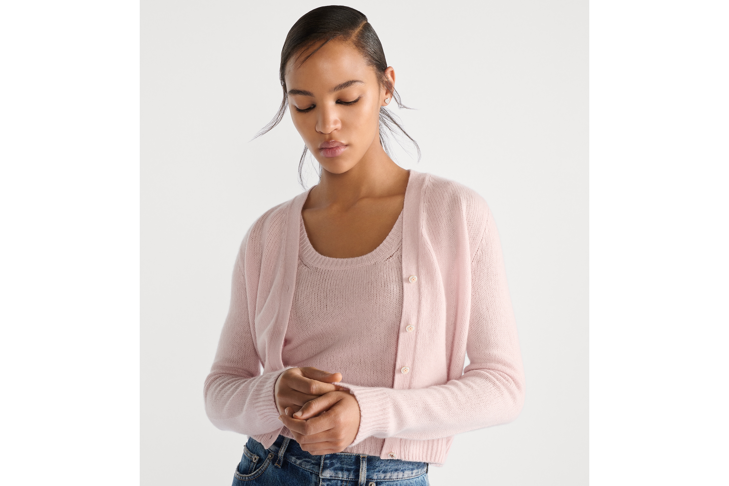 look_image_alt_prefix 两件套 浅粉色山羊绒织物 E10