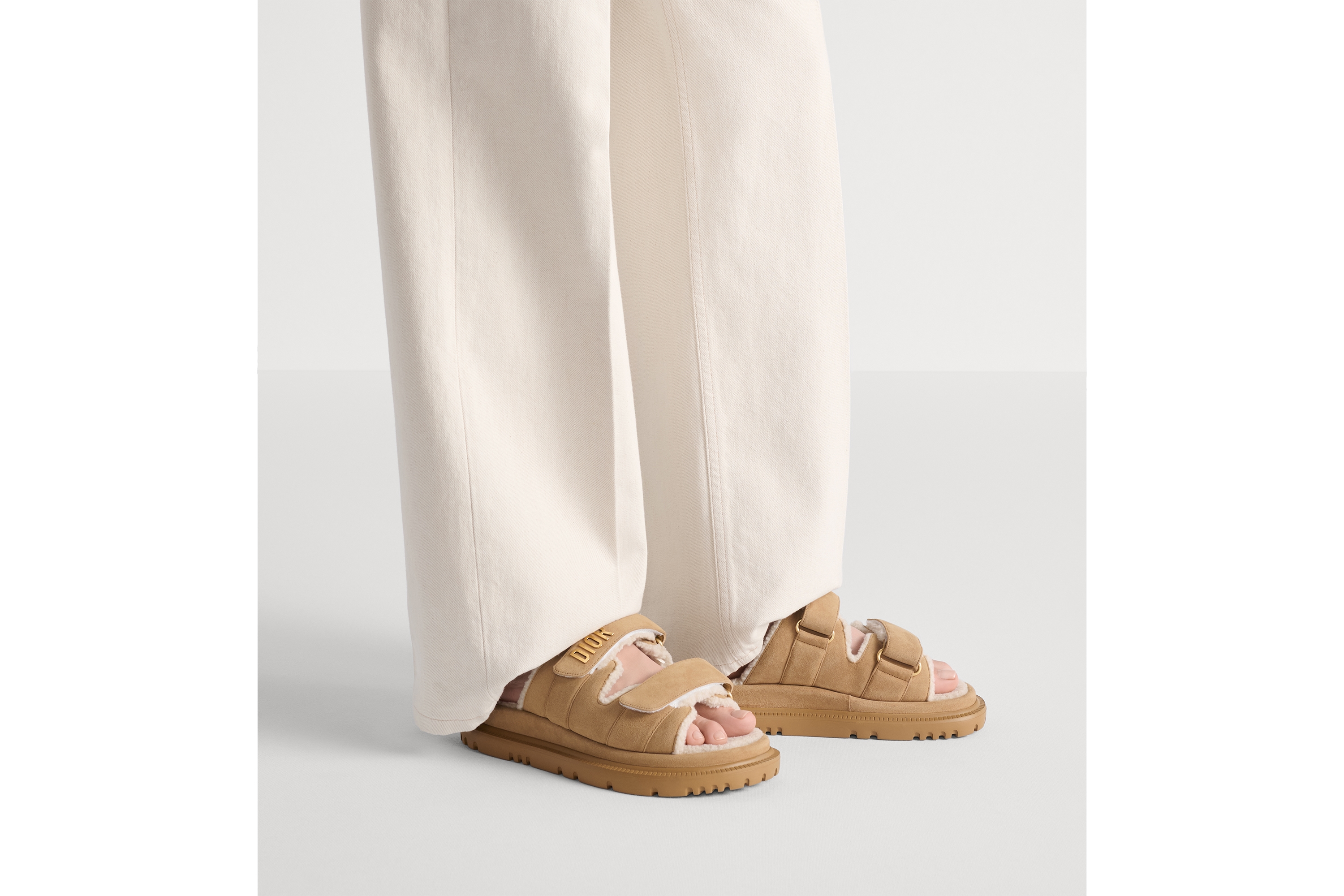 Dioract 凉拖 米色绒面羊皮革 E14