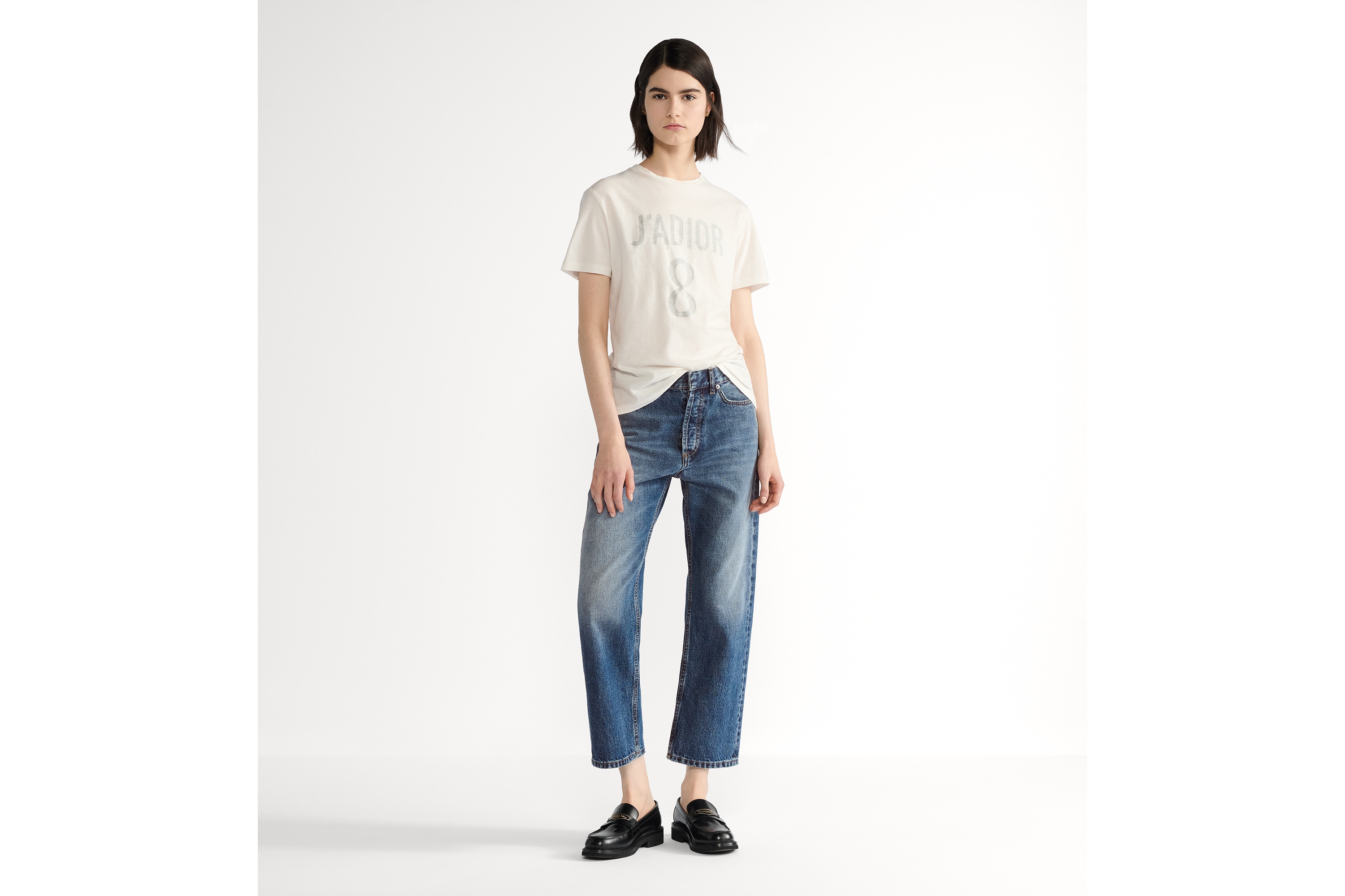look_image_alt_prefix T 恤 白色棉质和亚麻混纺平纹针织面料 J'Adior 8 字样 E01
