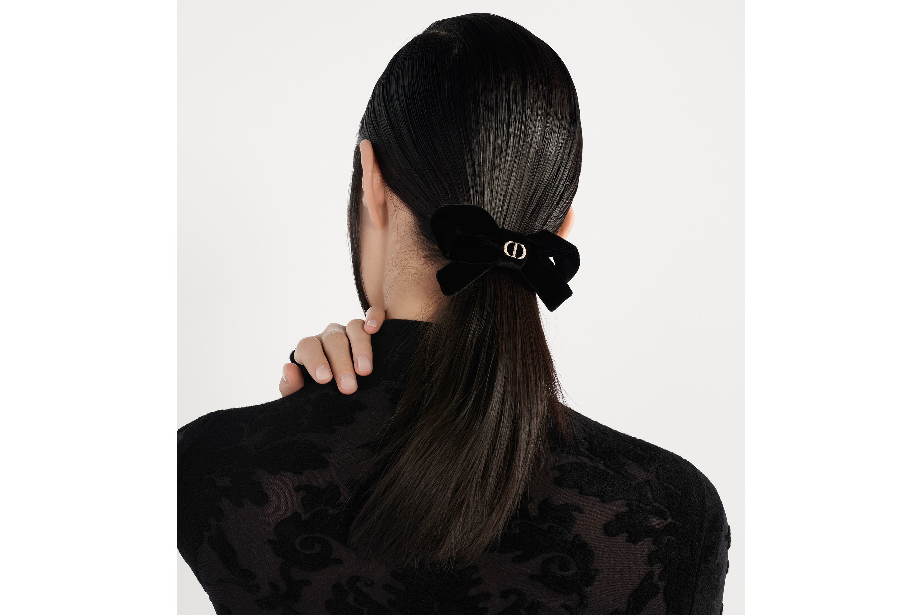 Diorissimo 发夹 黑色天鹅绒 E09