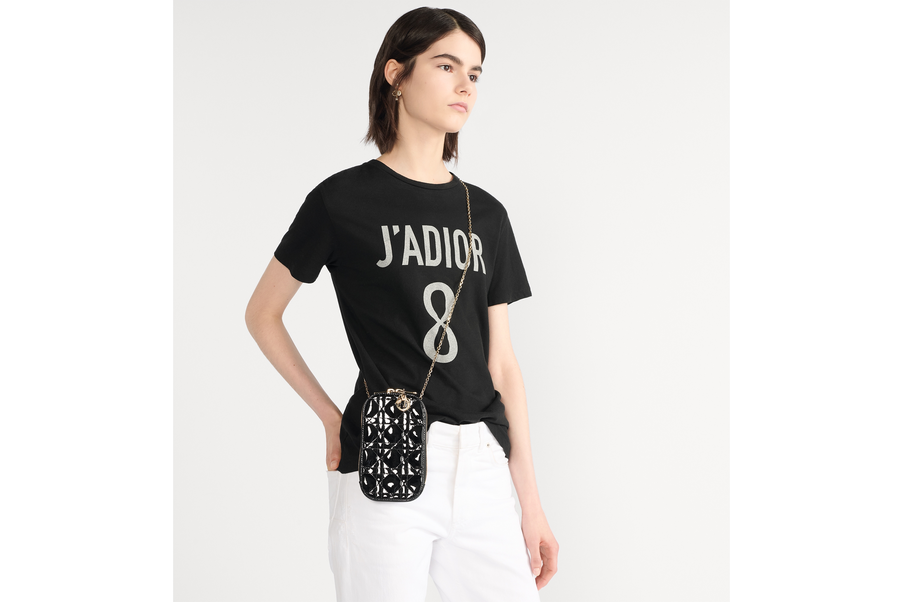 look_image_alt_prefix Lady Dior Call'in Dior 手机袋 黑色漆皮牛皮革藤格纹 E04