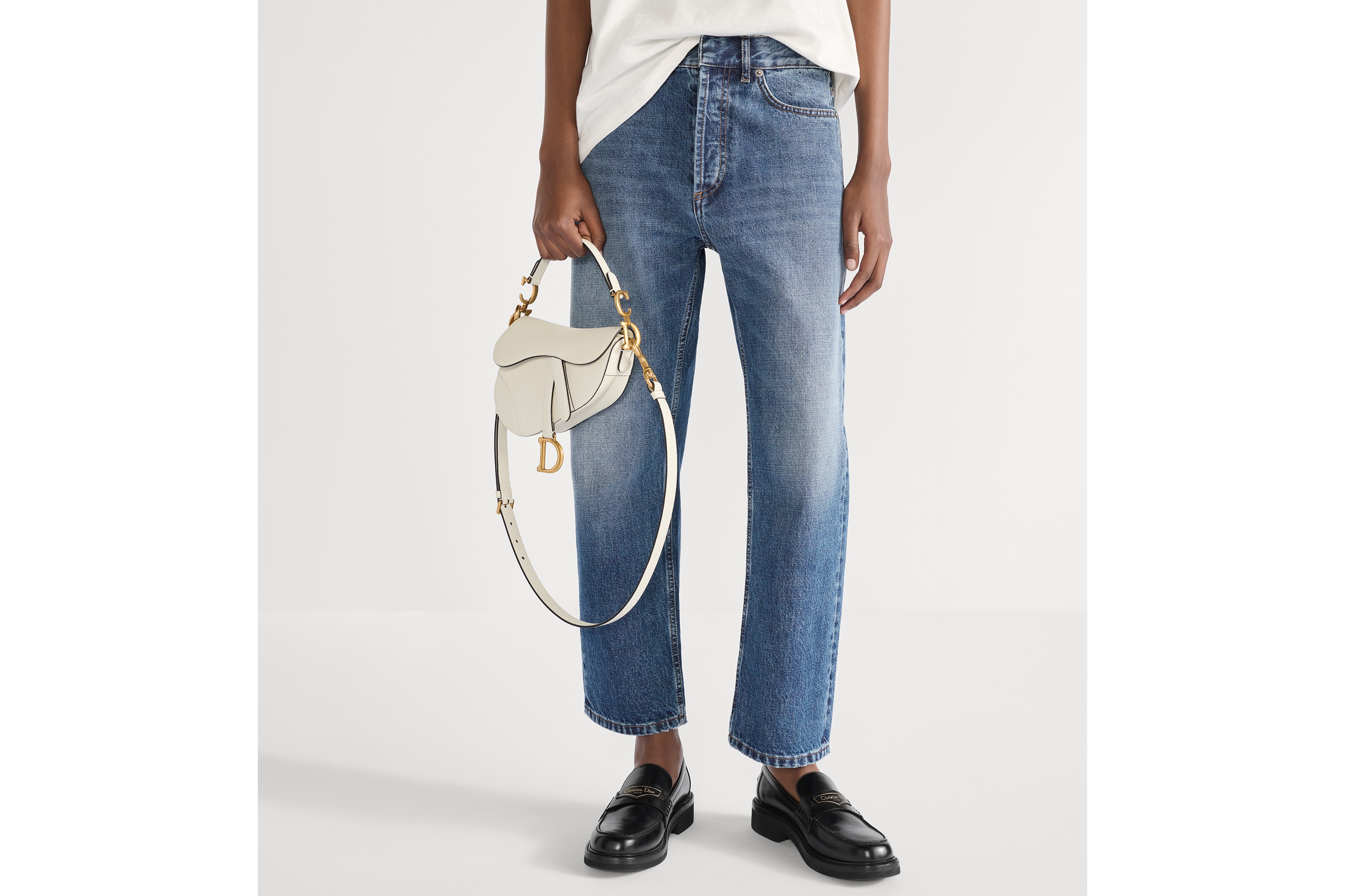 look_image_alt_prefix 迷你马鞍包（附肩带） 奶白色粒面牛皮革 E11