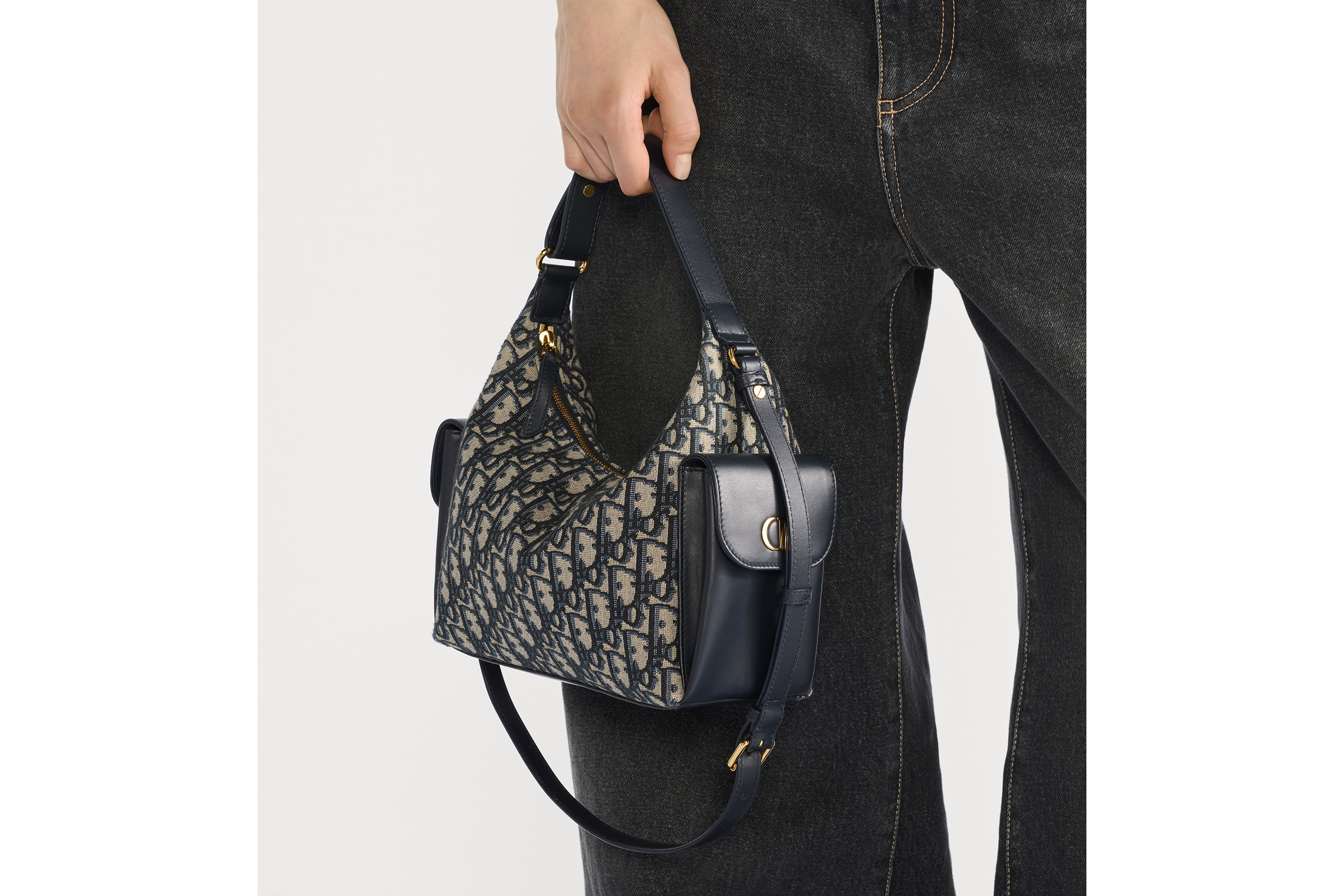 look_image_alt_prefix 中号 D-Dream 手袋 蓝色 Oblique 印花面料和光滑牛皮革 E10