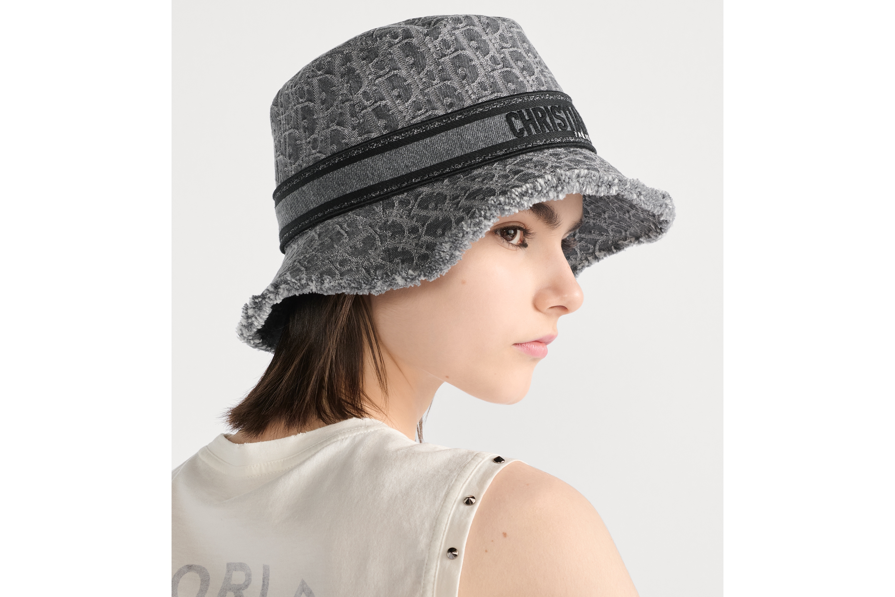 D-Bobby 窄檐桶帽 煤灰色石洗牛仔面料 Oblique 印花 E08