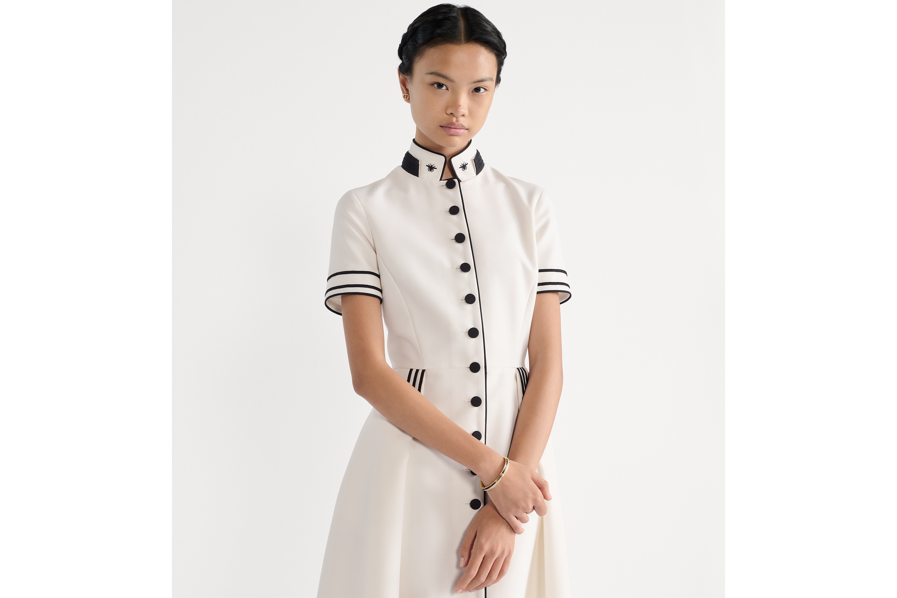 中长款衬衫式连衣裙 米白色绵羊毛和马海毛混纺面料搭配腰带 E04