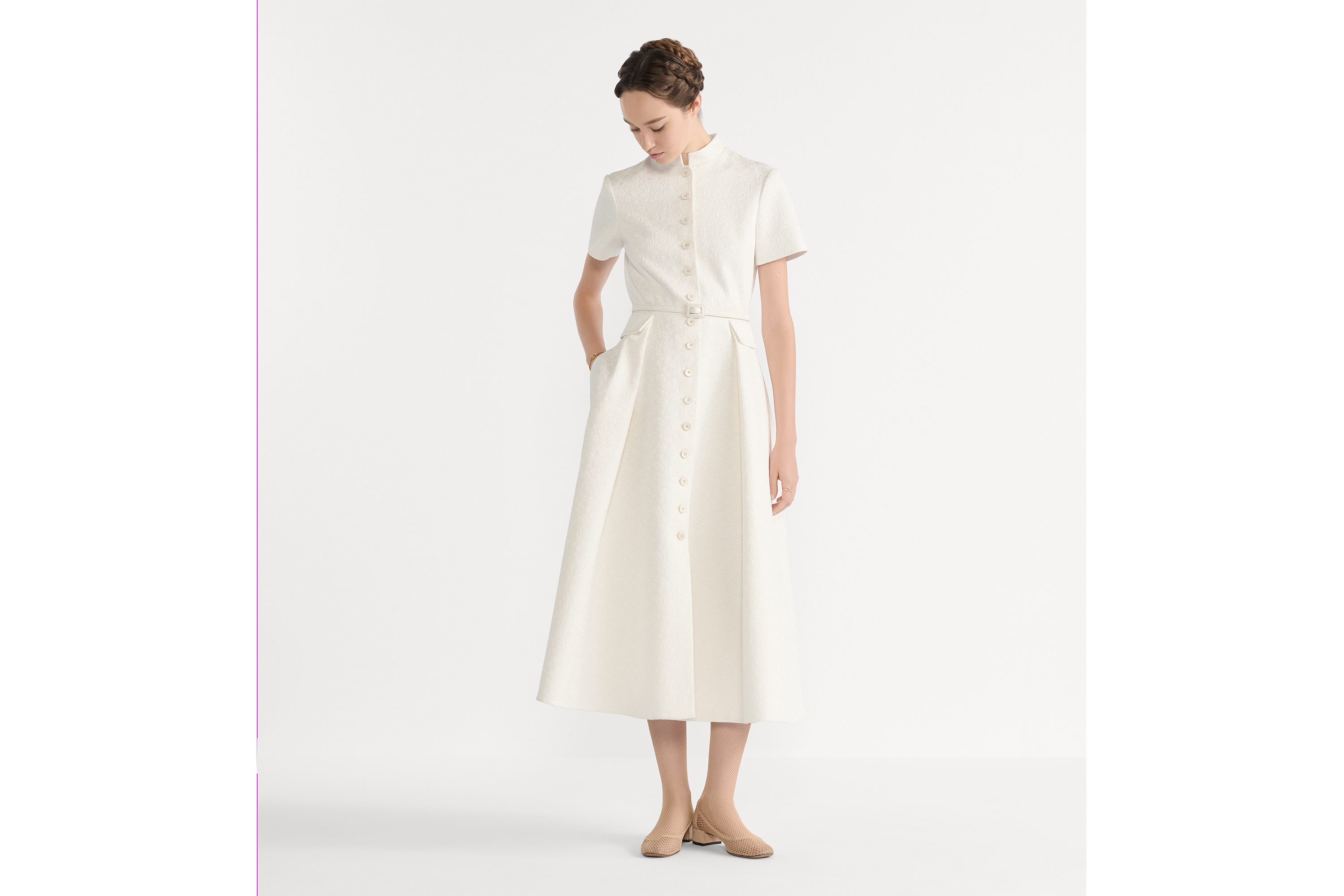 中长款衬衫式连衣裙 米白色棉质和桑蚕丝混纺面料普罗旺斯风格绗缝 Millefiori 图案搭配腰带 E01